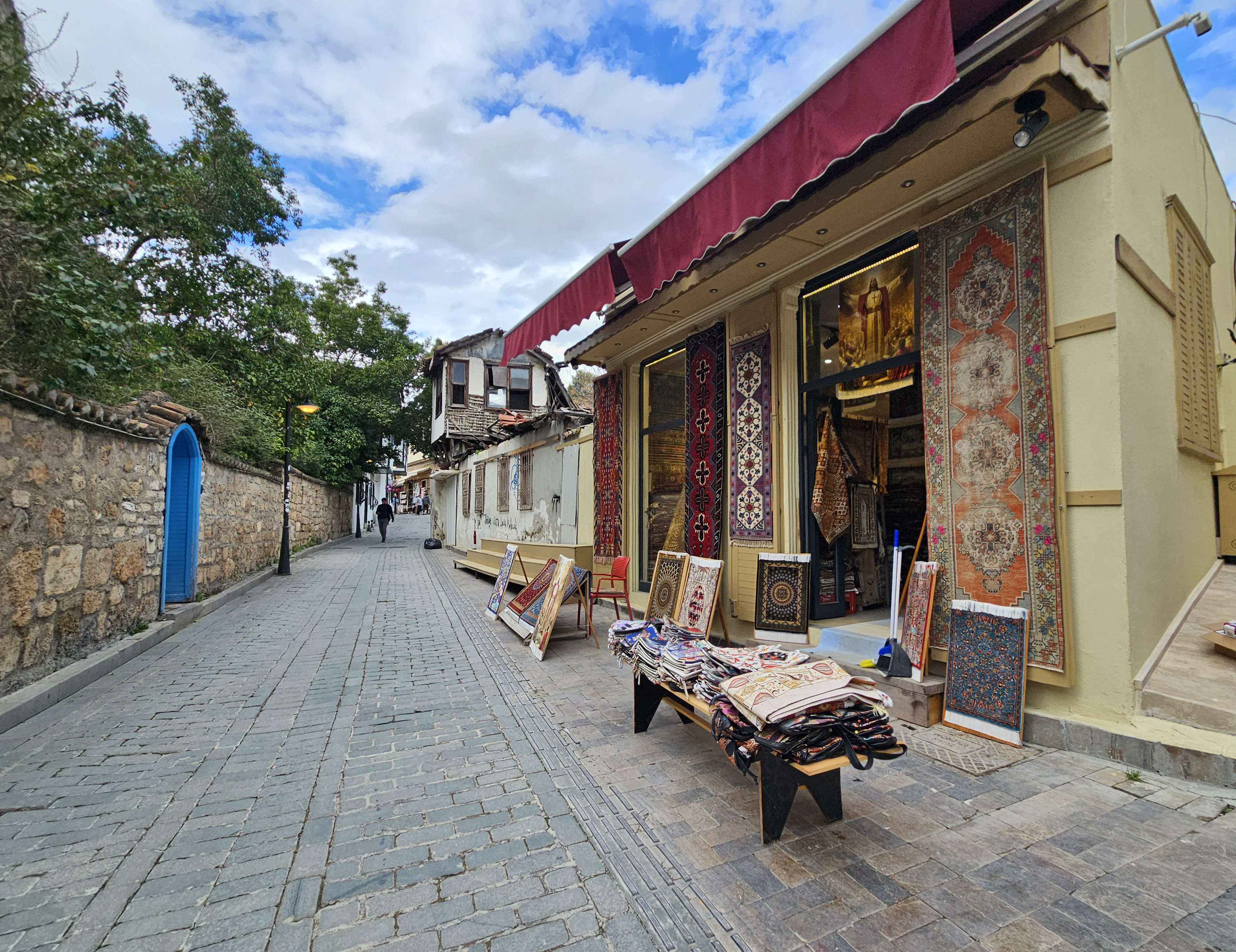 A N T A L Y A N I N T A R I H I V E T U R I S T I K M E R K E Z I K 1176291 349423