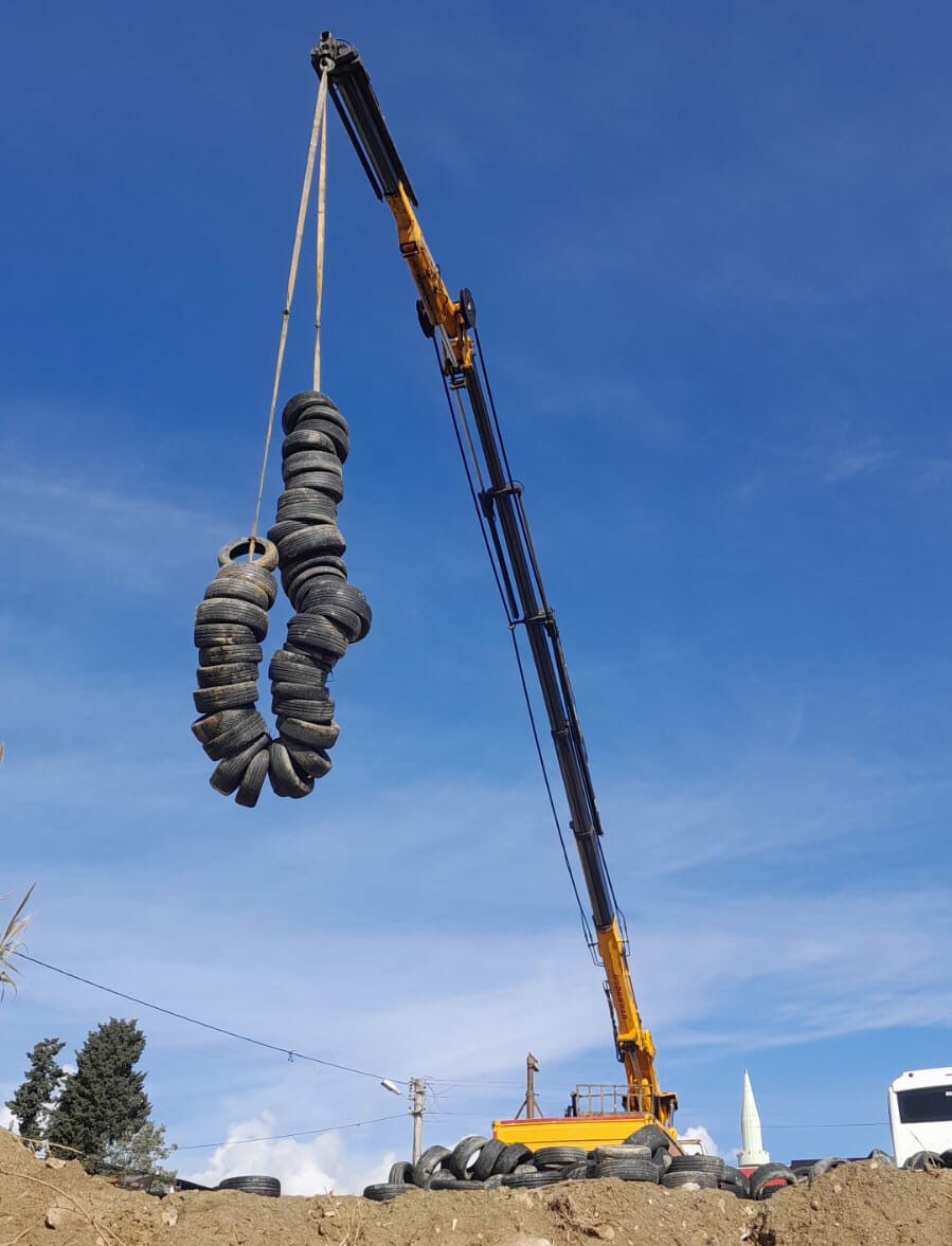 B U Y U K S E H I R A T I K L A S T I K L E R I E K O N O M I Y E K A Z 1190282 353690