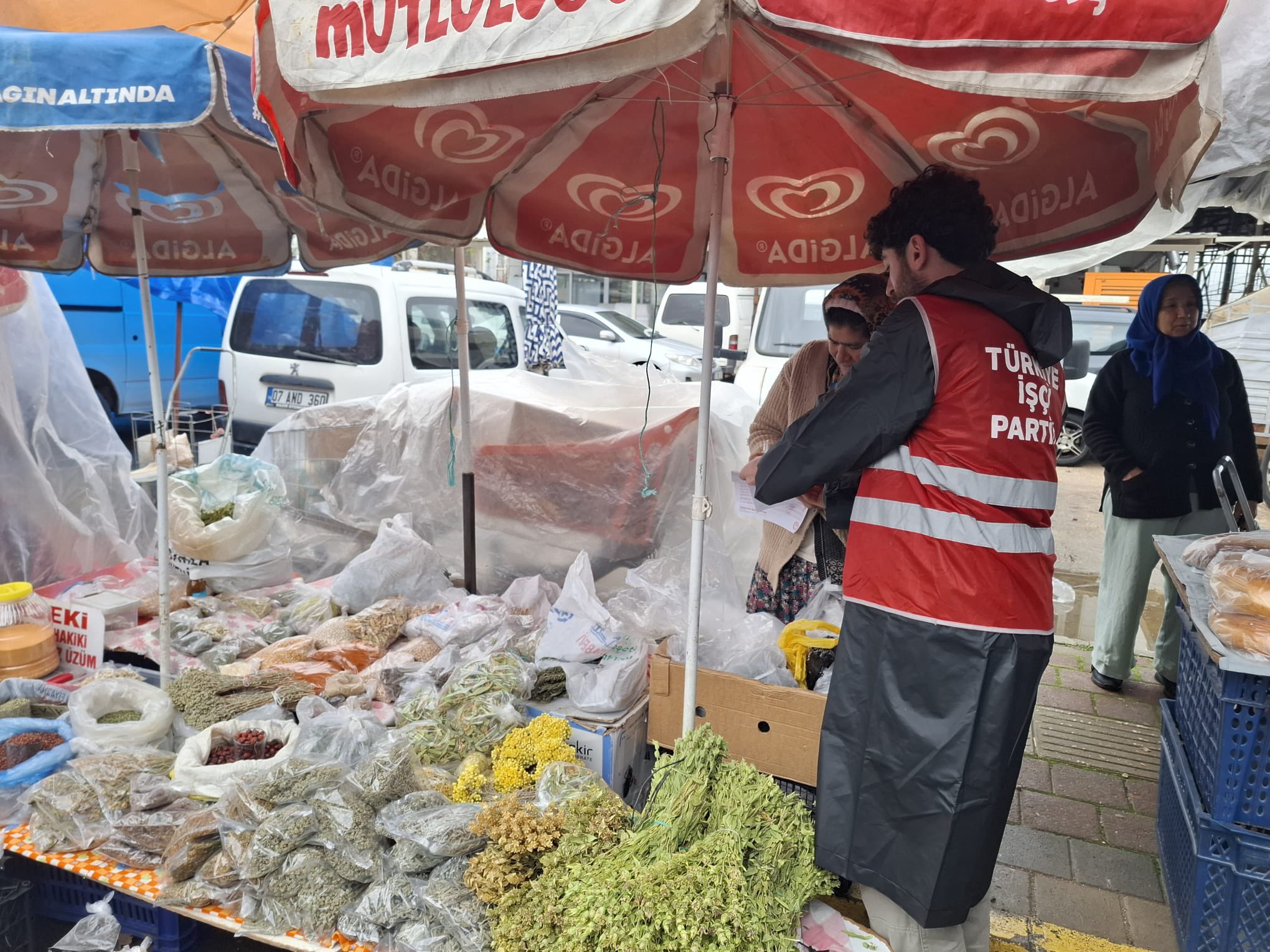 H A A Akd M W A A Ad91 B