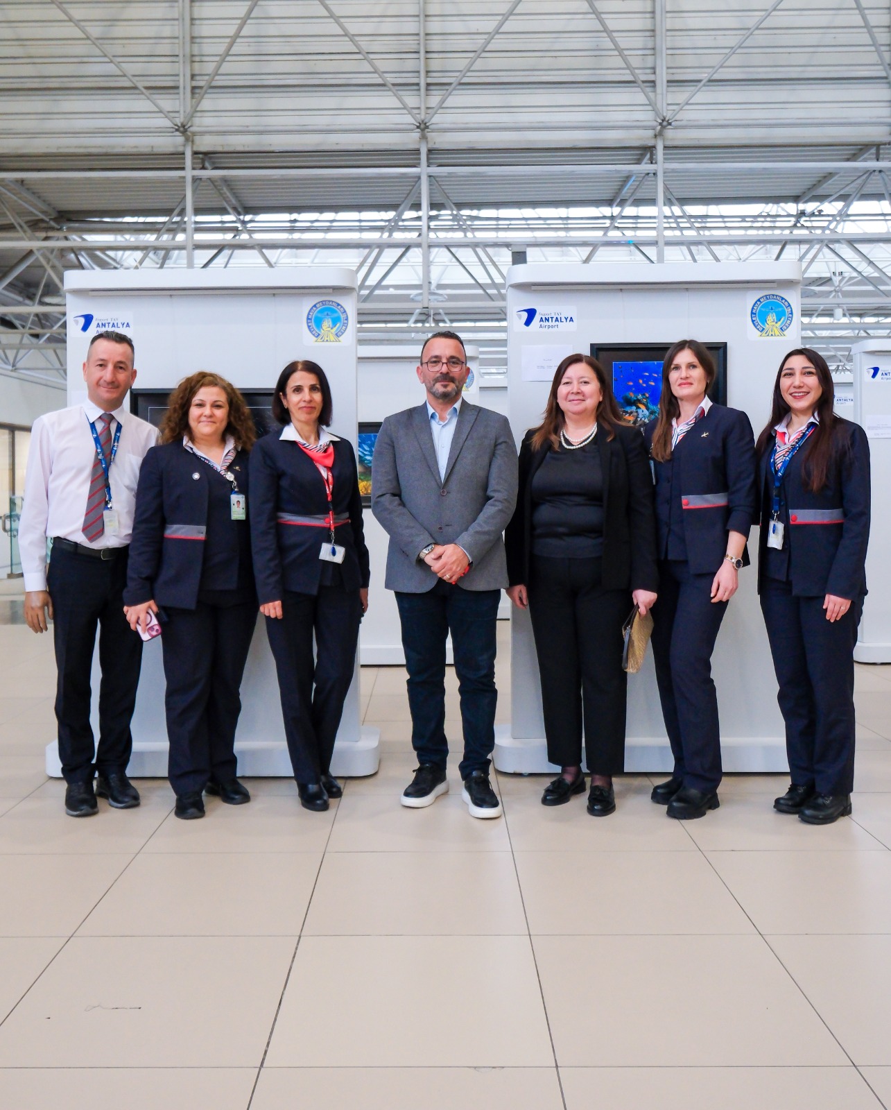 K A P T A N I N S E Y I R D E F T E R I S U A L T I F O T O G R A 1155118 343018