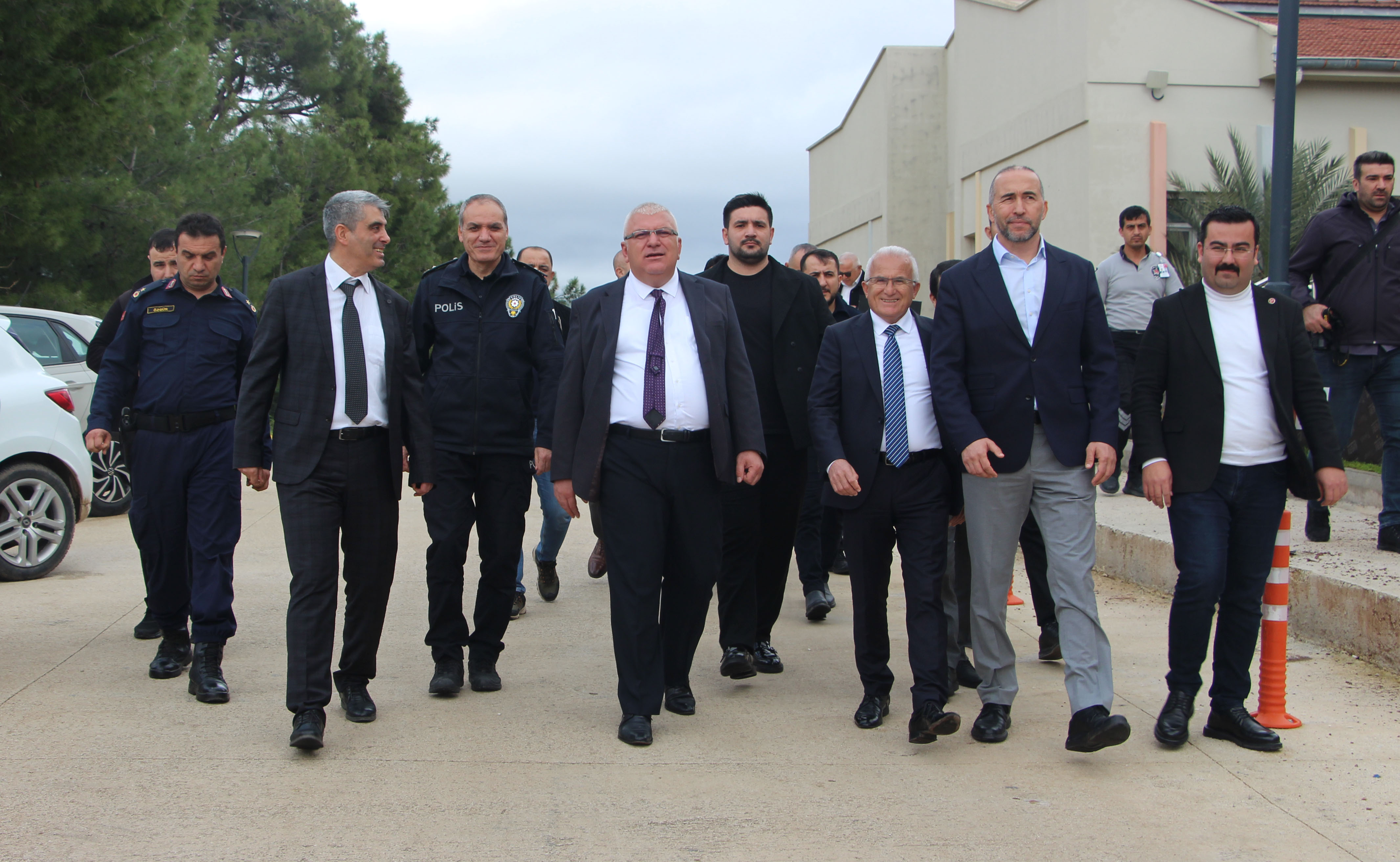 K A Y M A K A M G U N E S H A S T A N E D E I N C E L E M E Y A P T I 1174029 348735