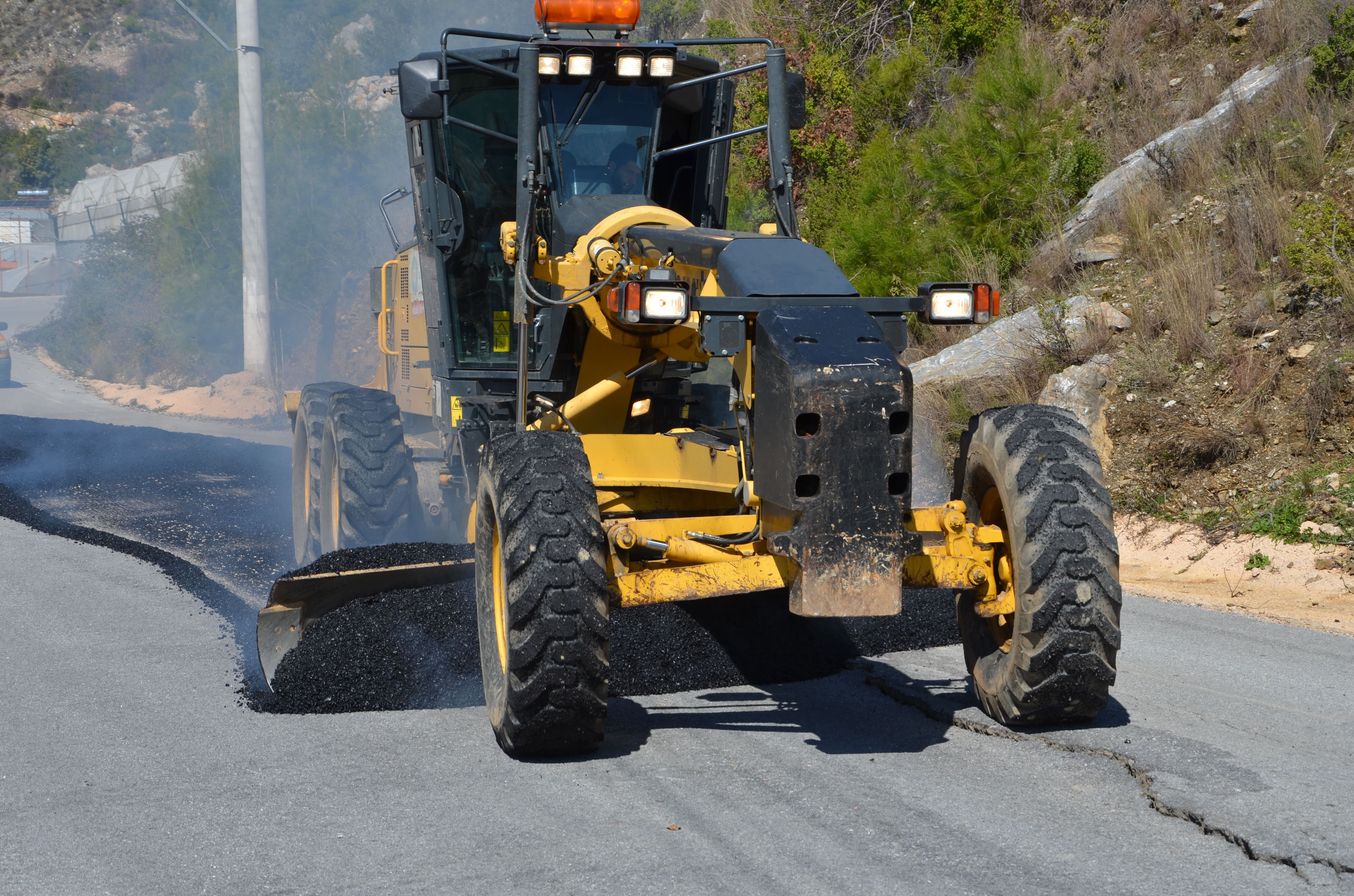 Kayabaşi Göçük Yola Sicak Asfalt (1)