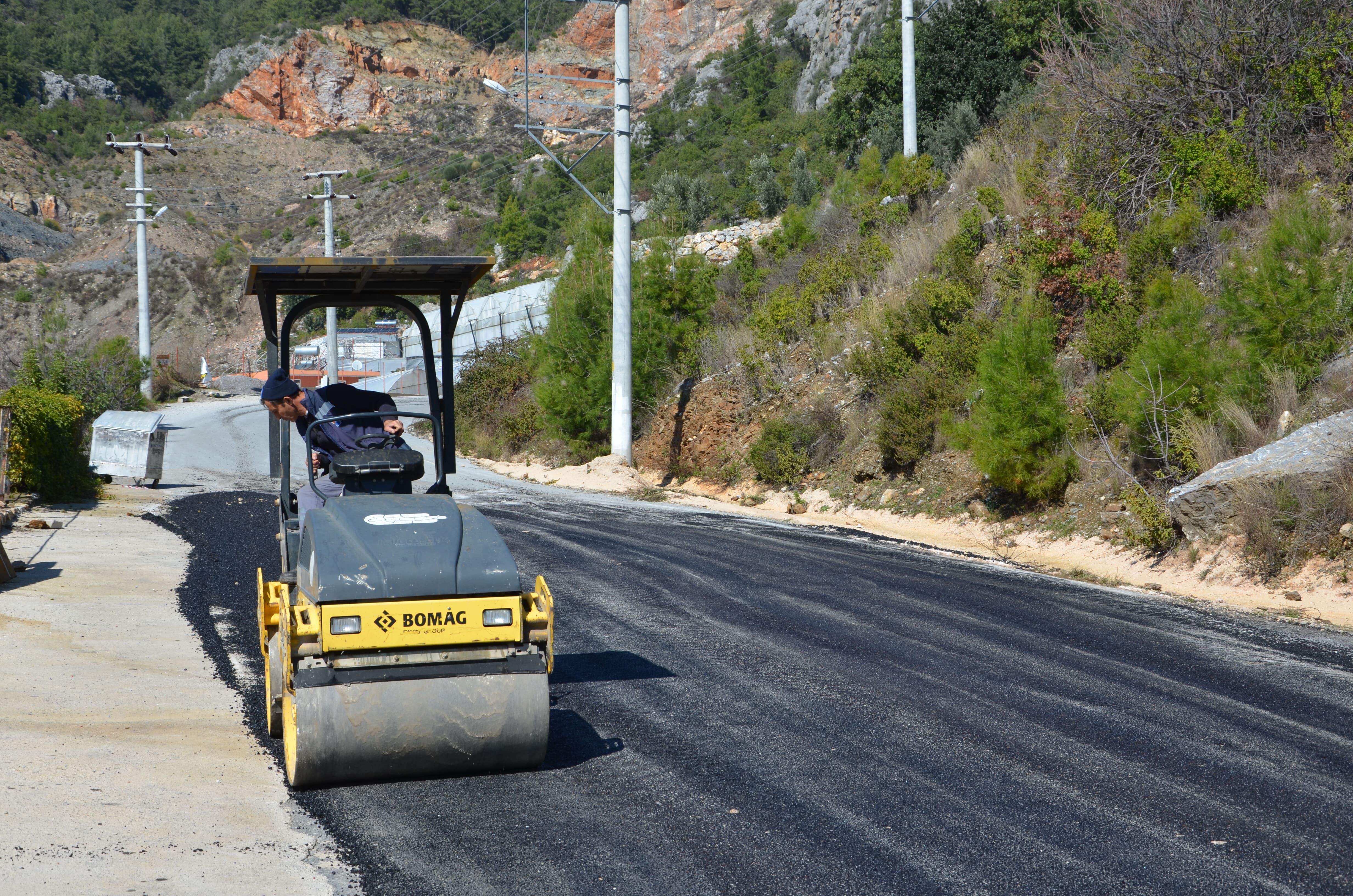 Kayabaşi Göçük Yola Sicak Asfalt (4)