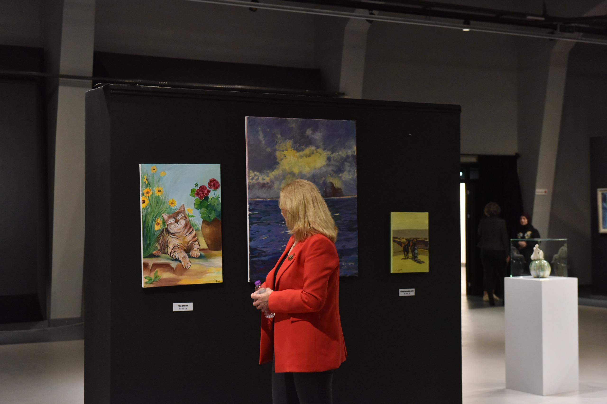 Kepezde Tomurcuk Zamani Sergisi Sanatseverlerle Bulustu 3