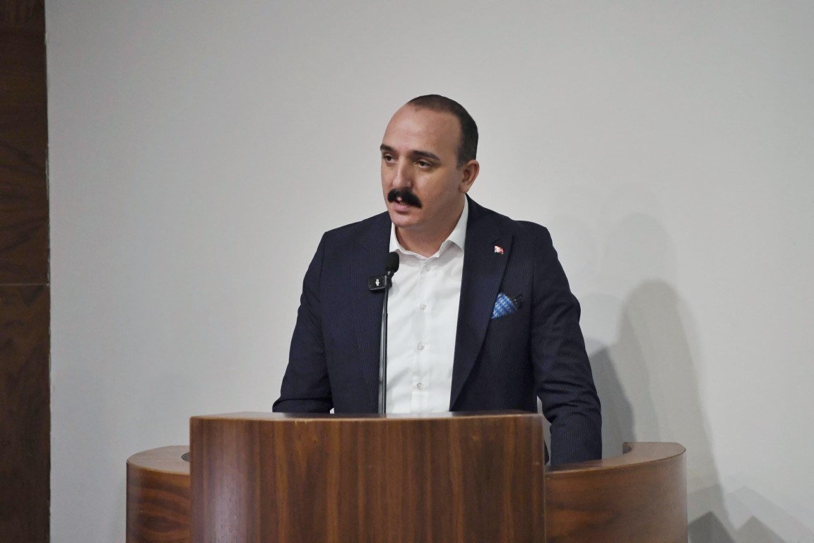 Konyaalti Bi̇li̇m Buluşmasi’nda Yapay Zeka Anlatildi (5)