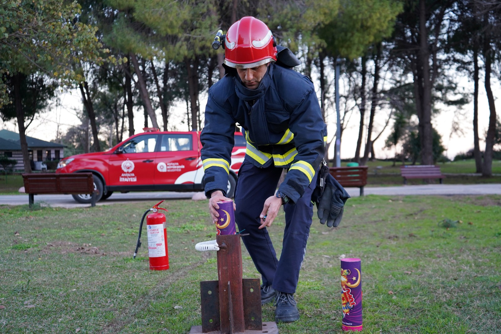 R A M A Z A N D A I F T A R T O P U N U N Y E R I N I S E S B O M 1177597 349817