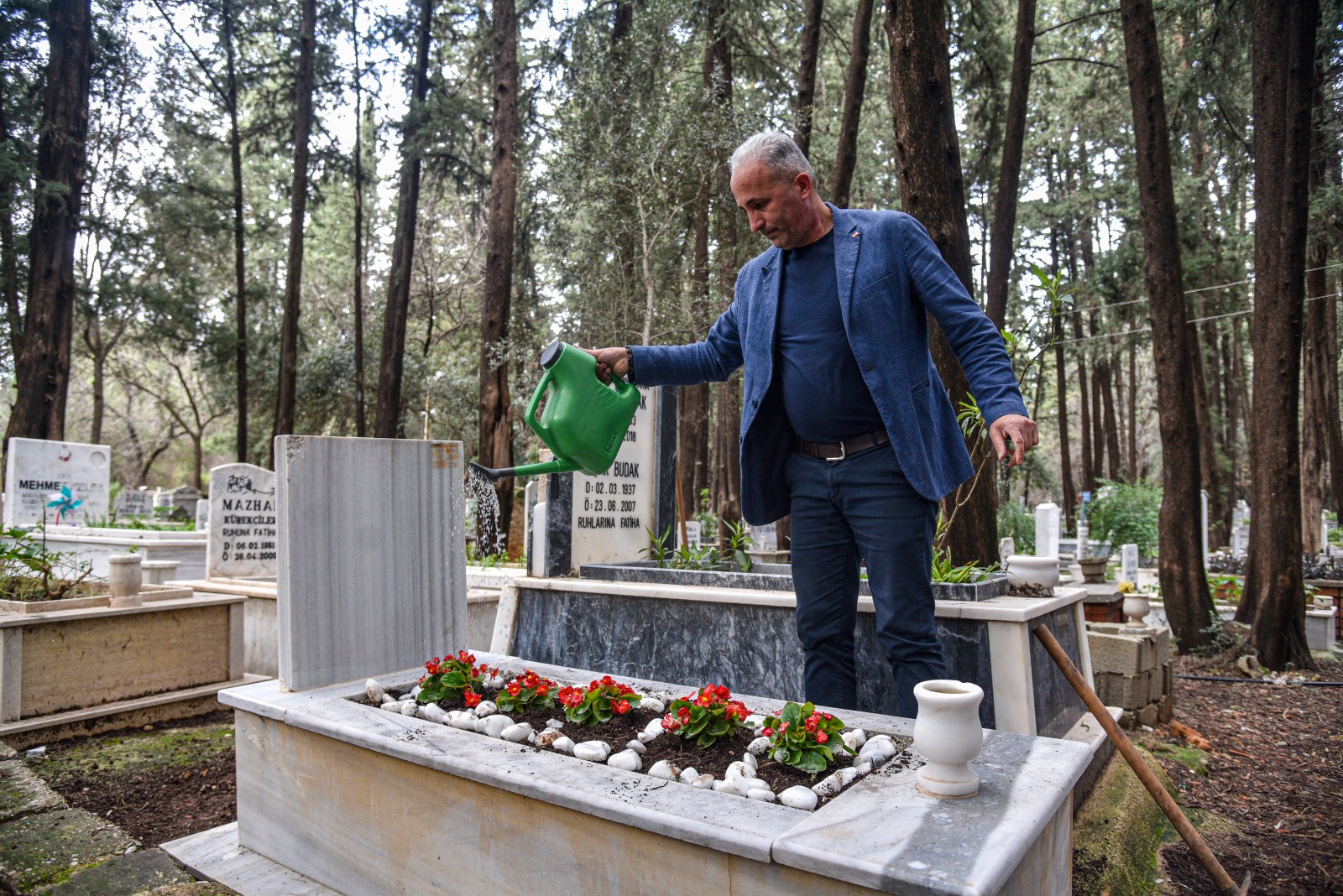 S E V G I L I L E R G U N U N D E C I C E K L E S U S L E T I L E N 1163276 345539