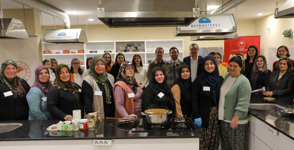 T A R H A N A B I L I M S E L Y O N T E M L E R L E S T A N D A R D I Z E 1176349 349437