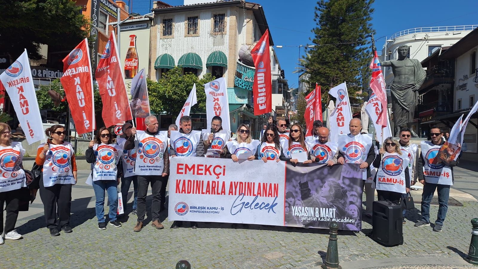 7Ac04E24 9020 412B Af5C E32D40E5E7Cc