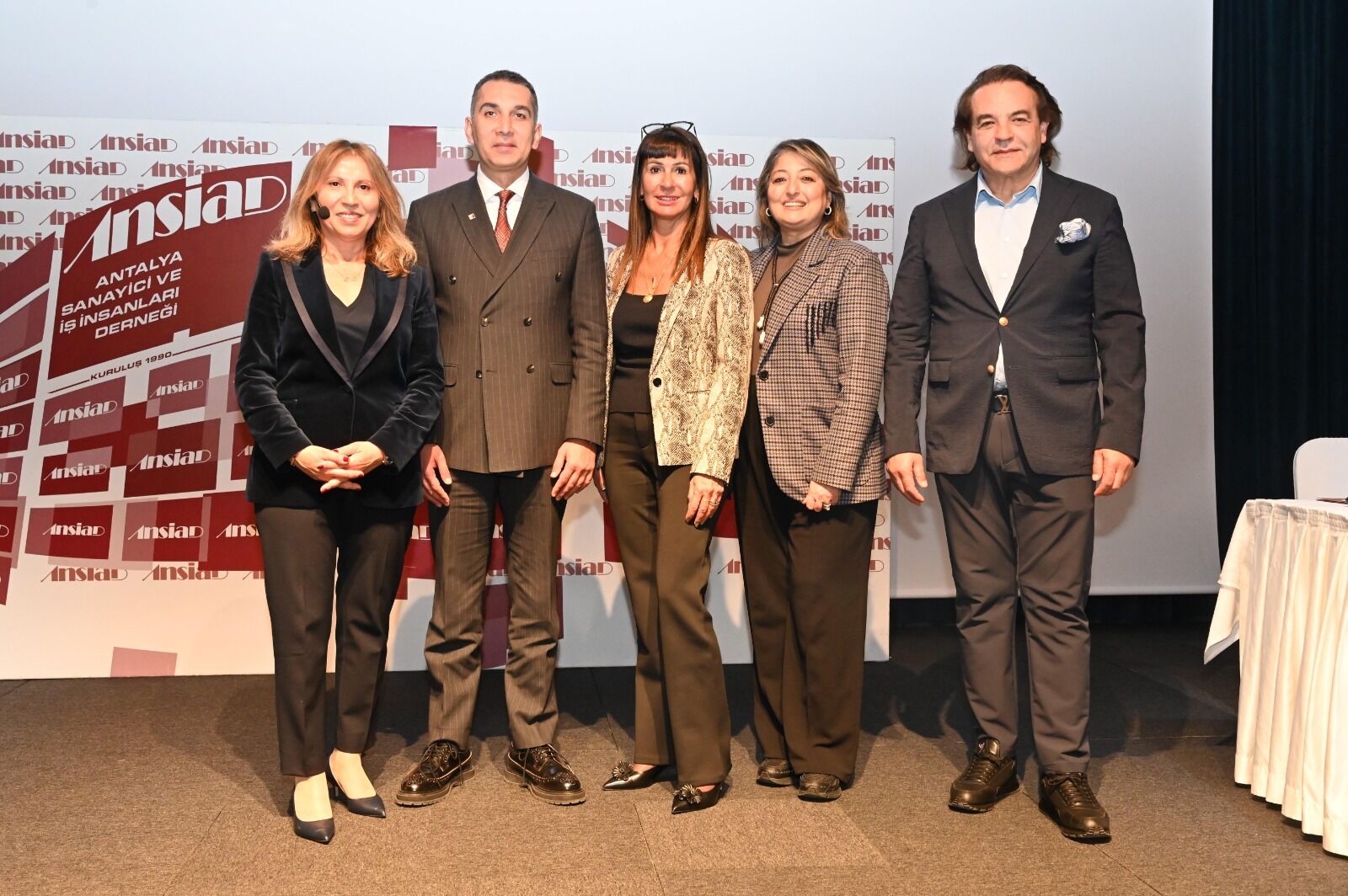 A N S I A D’ D A 8 M A R T’ A O Z E L V I Z Y O N 1207609 359113