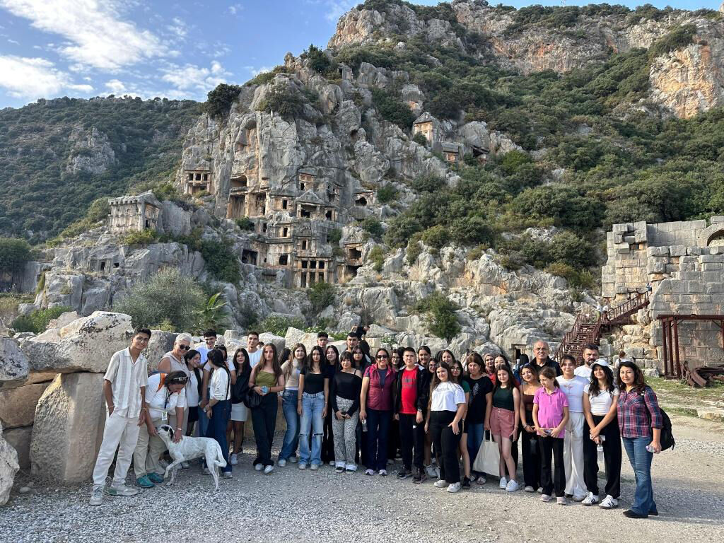 A N T A L Y A L I O G R E N C I L E R S E H R I N I T A N I Y O R 1218055 362209