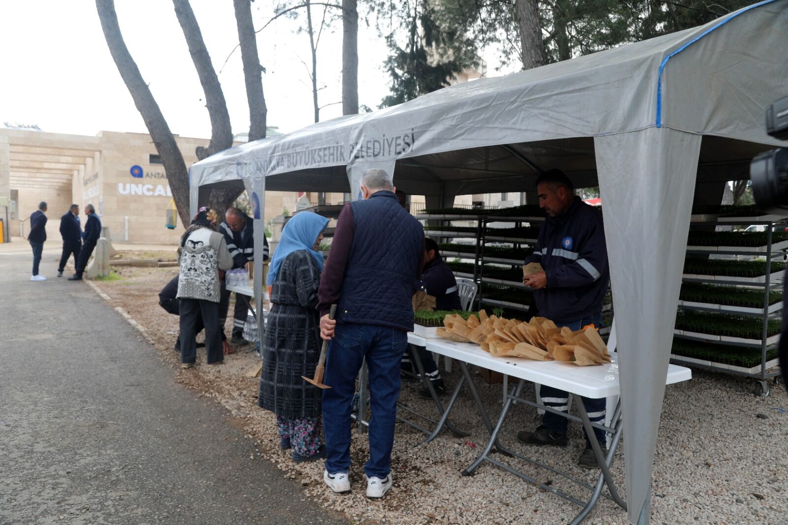 A R I F E G U N U M E Z A R L I K L A R A D U Y G U S A L Z I Y A R E T 1220194 362851