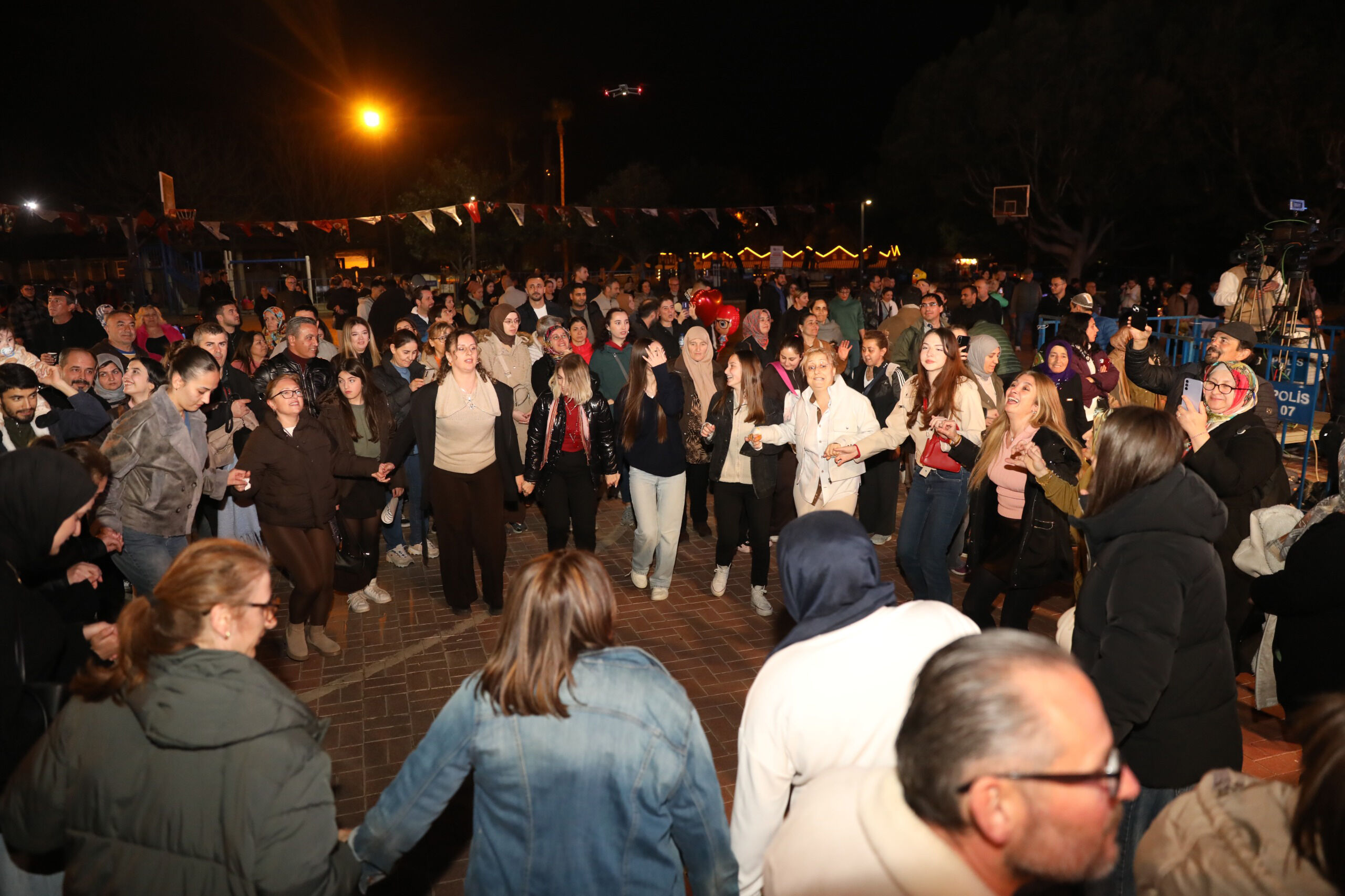 C A M P I R A M I T T E K A R A D E N I Z V E B U R D U R R U Z G A 1215356 361390