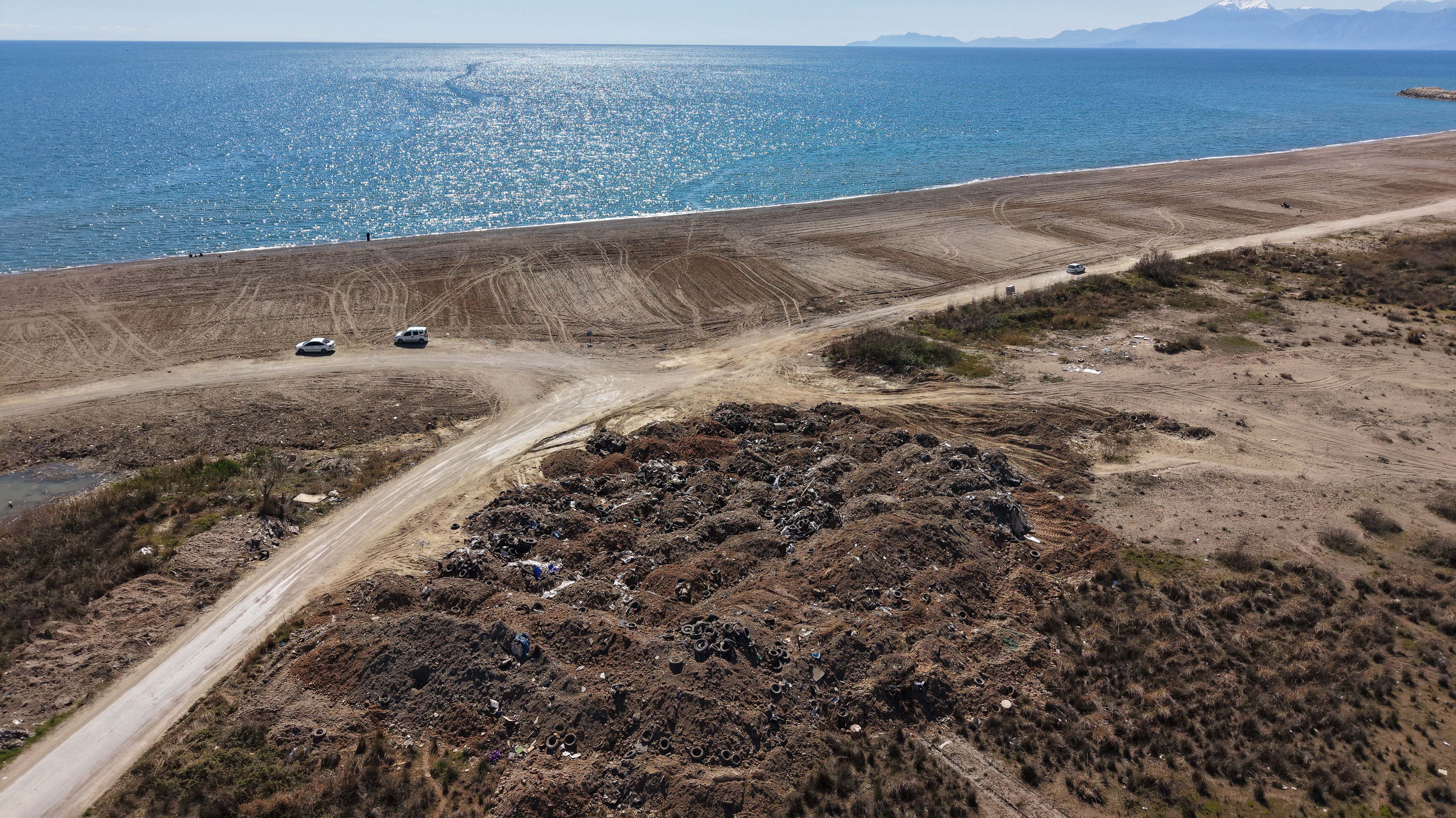 C A R E T T A K U M S A L I N D A K I T E M I Z L I K C A L I S M A S I N 1208145 359294