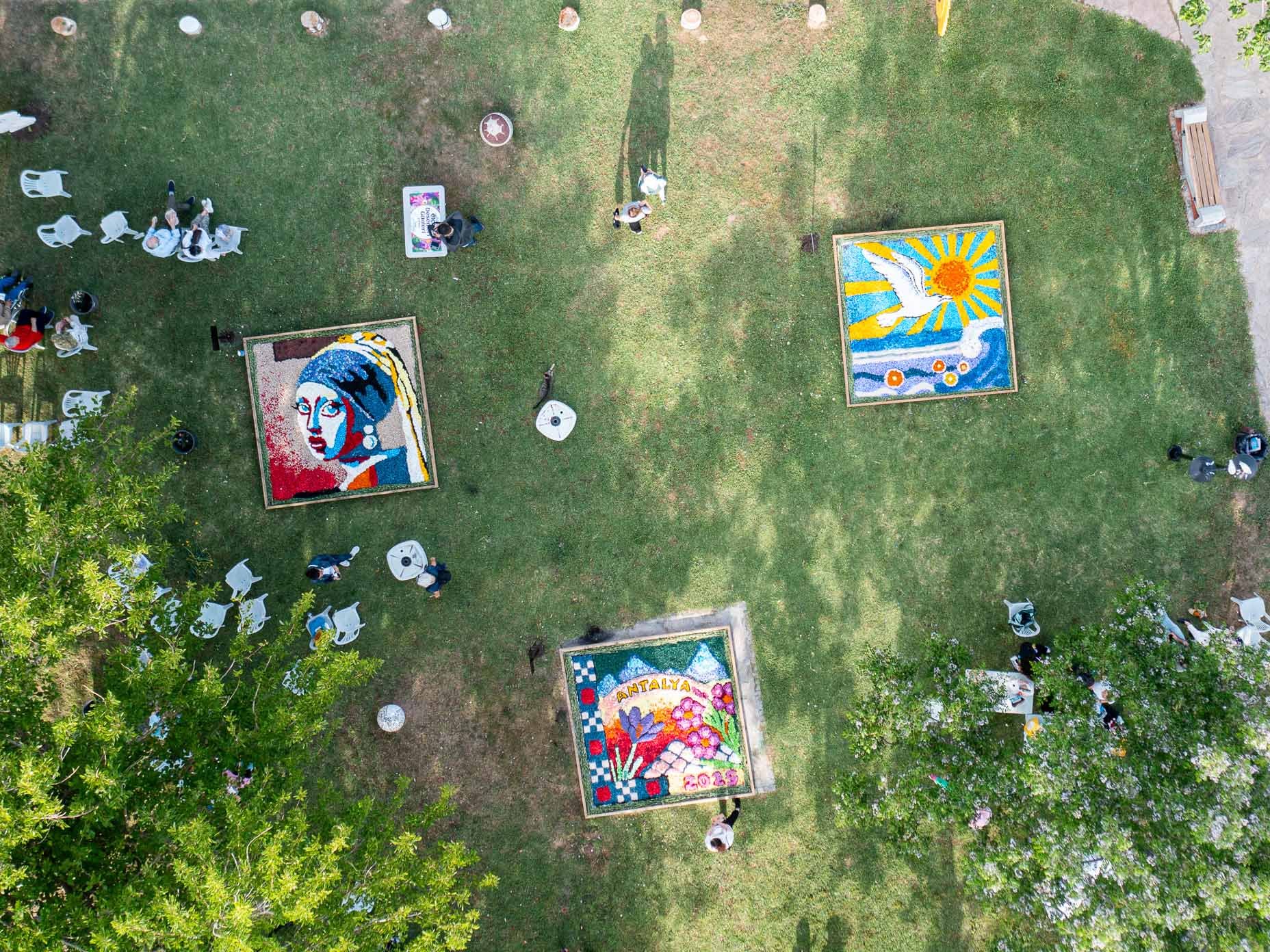 C I C E K D E S E N L E R I G U N L E R I N E S O N B A S V U R U 3 1234247 367056