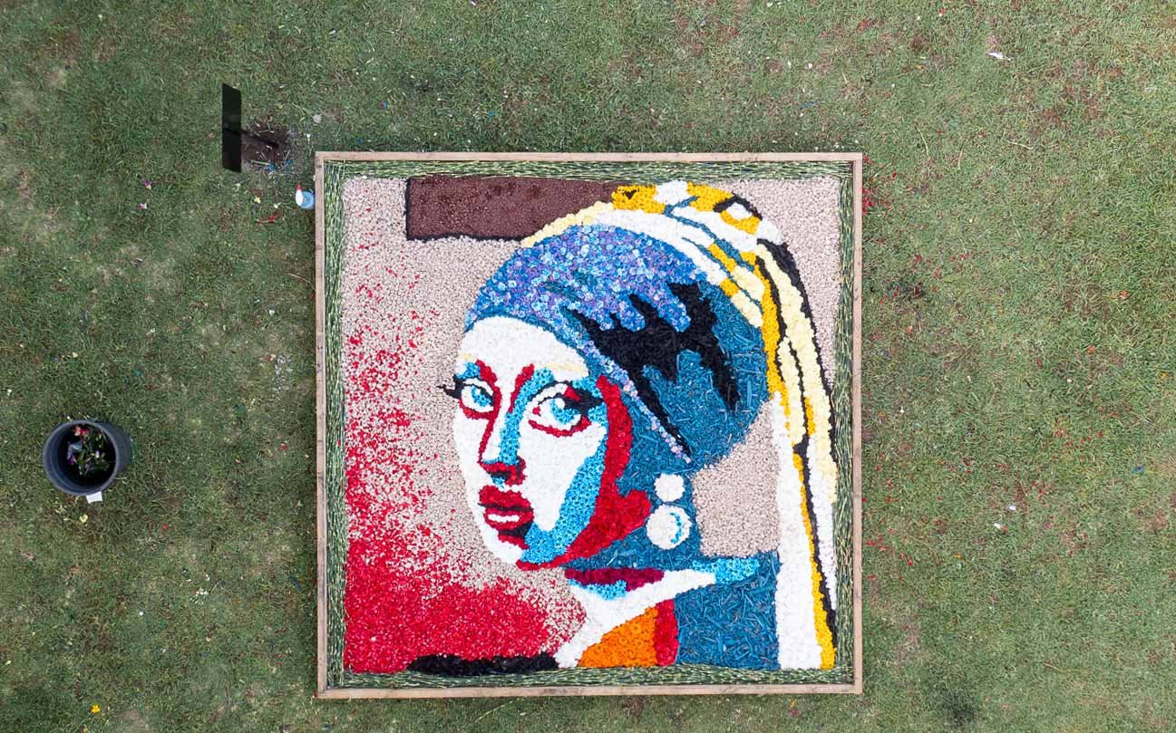 C I C E K D E S E N L E R I G U N L E R I N E S O N B A S V U R U 3 1234248 367056