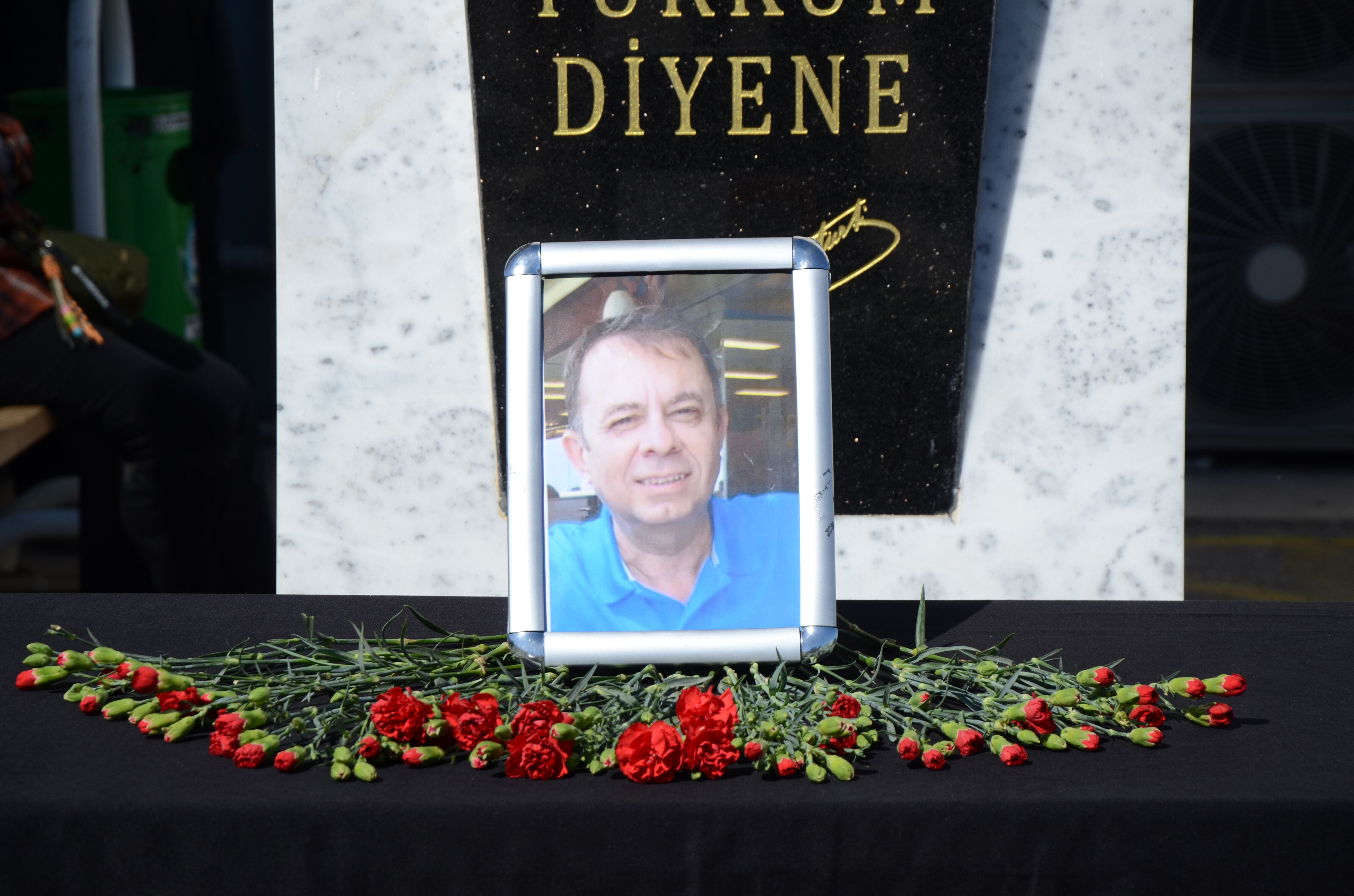 C O C U K D O K T O R U H A Y A T I N I K A Y B E T T I (2) 1204113 358018