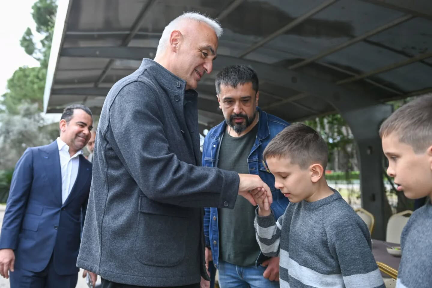 C U M H U R B A S K A N I E R D O G A N D A N A N T A L Y A Y A S U R 1222375 363450