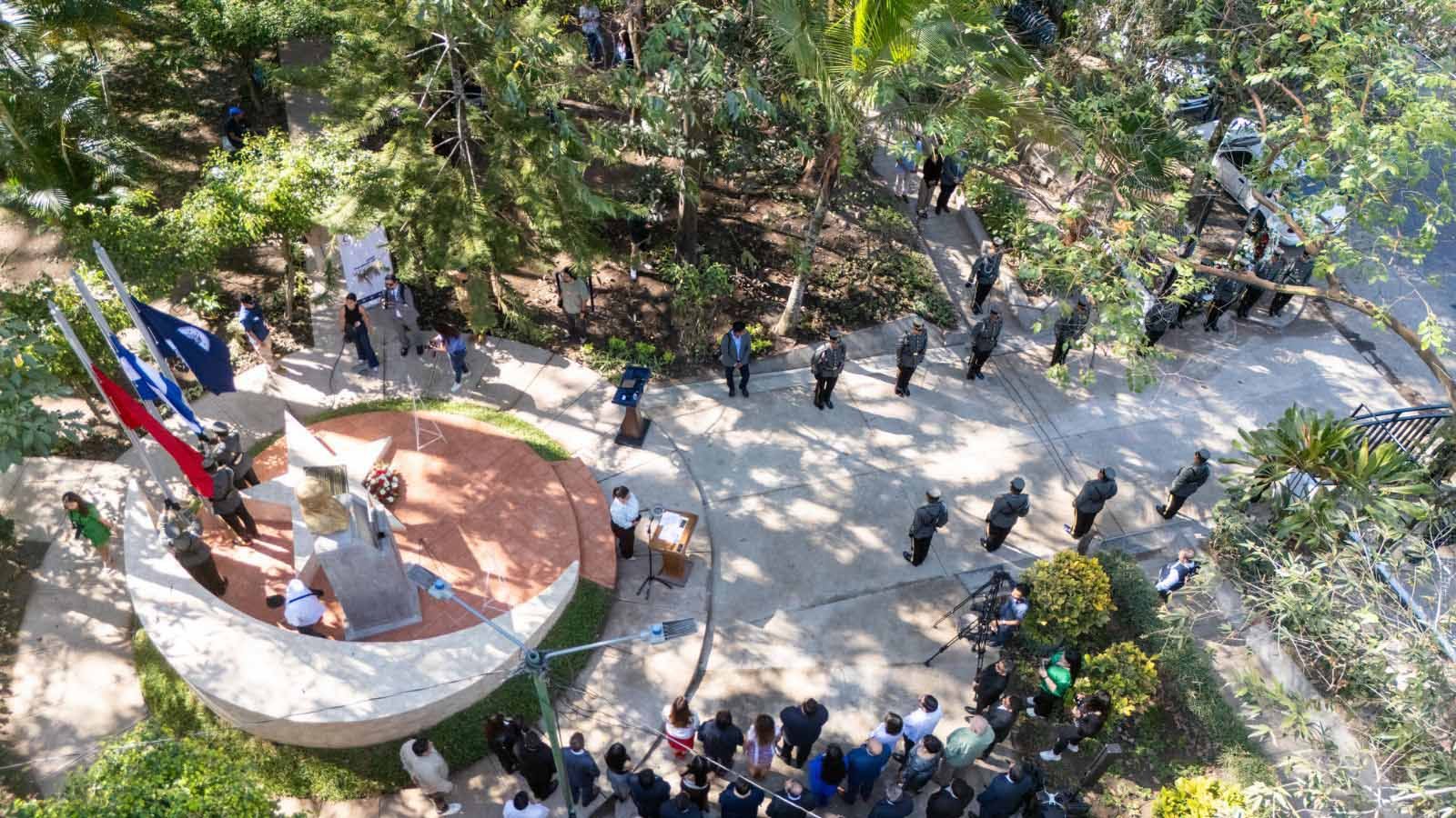 E L S A L V A D O R D A T U R K I Y E P A R K I A C I L D I 1233664 366902