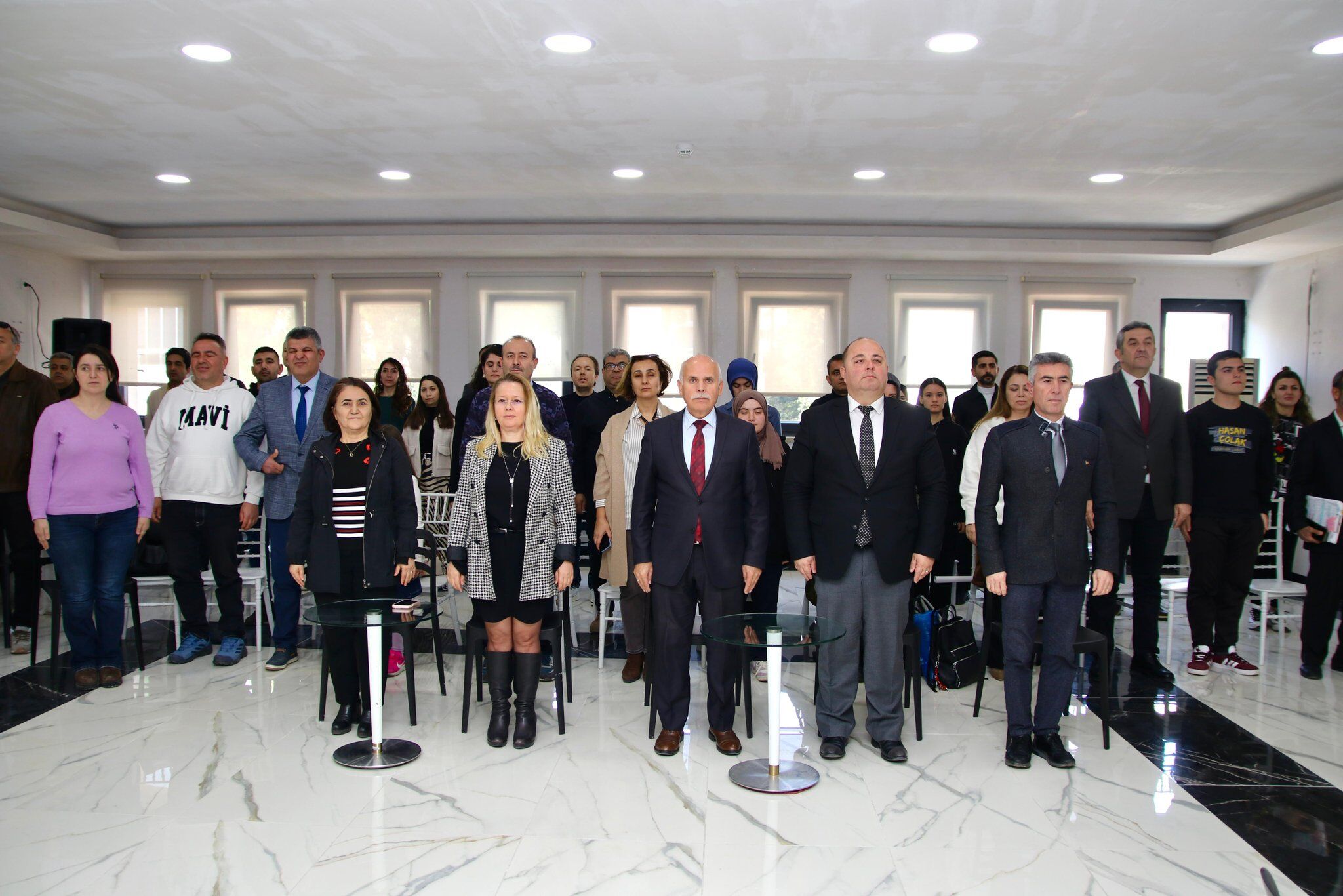 H Cf K Xf W Q A Aj I3 J