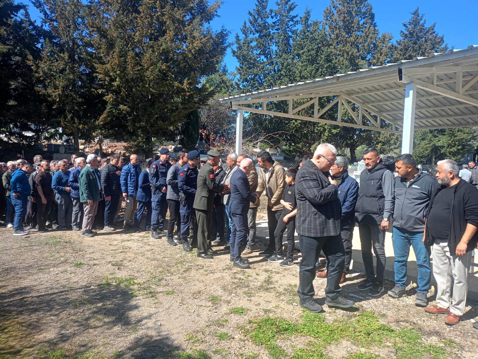 K I B R I S G A Z I S I A S K E R I T O R E N L E U G U R L A N D I 1204941 358287