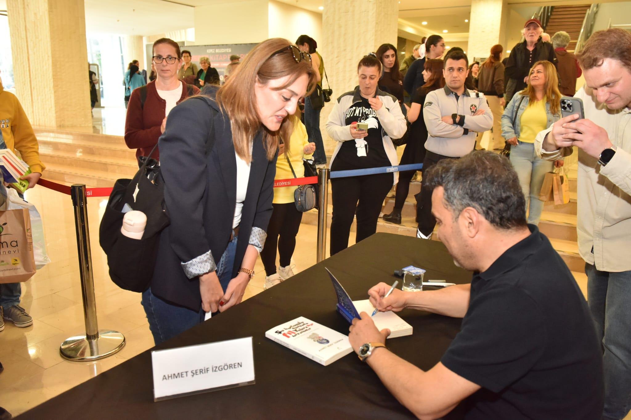 Kepez Kitap Fuarinda Ahmet Serif Izgorenden Ilham Veren Soylesi Hayata Deger Katmak 12