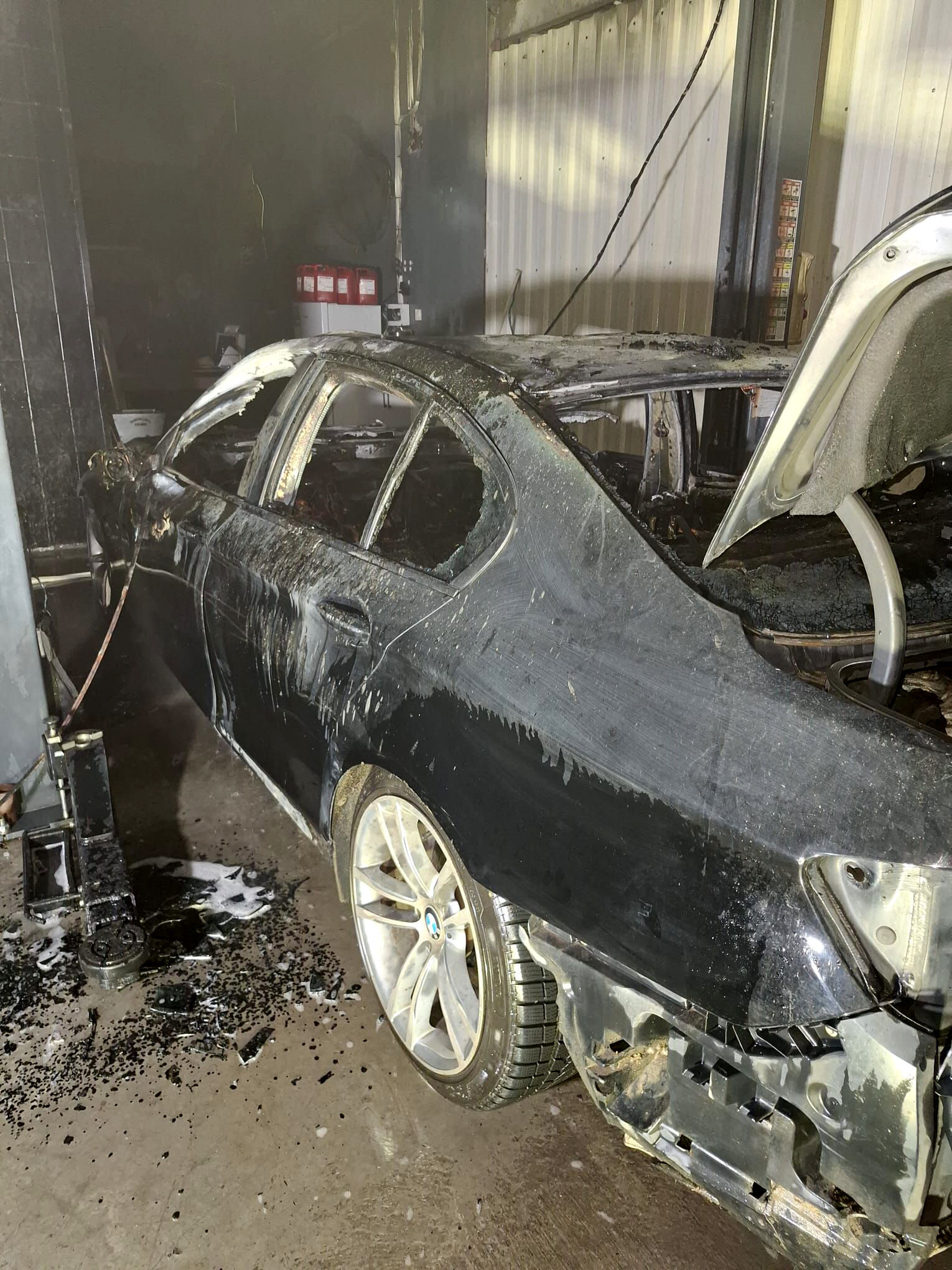 O T O T A M I R H A N E S I N D E K I Y A N G I N S O N D U R U L D U 1218631 362373