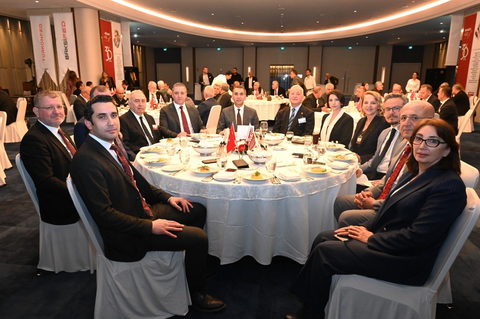 O Z B E K G U M R U K B I R L I G I M O D E R N I Z A S Y O N U S T R 1228950 365534