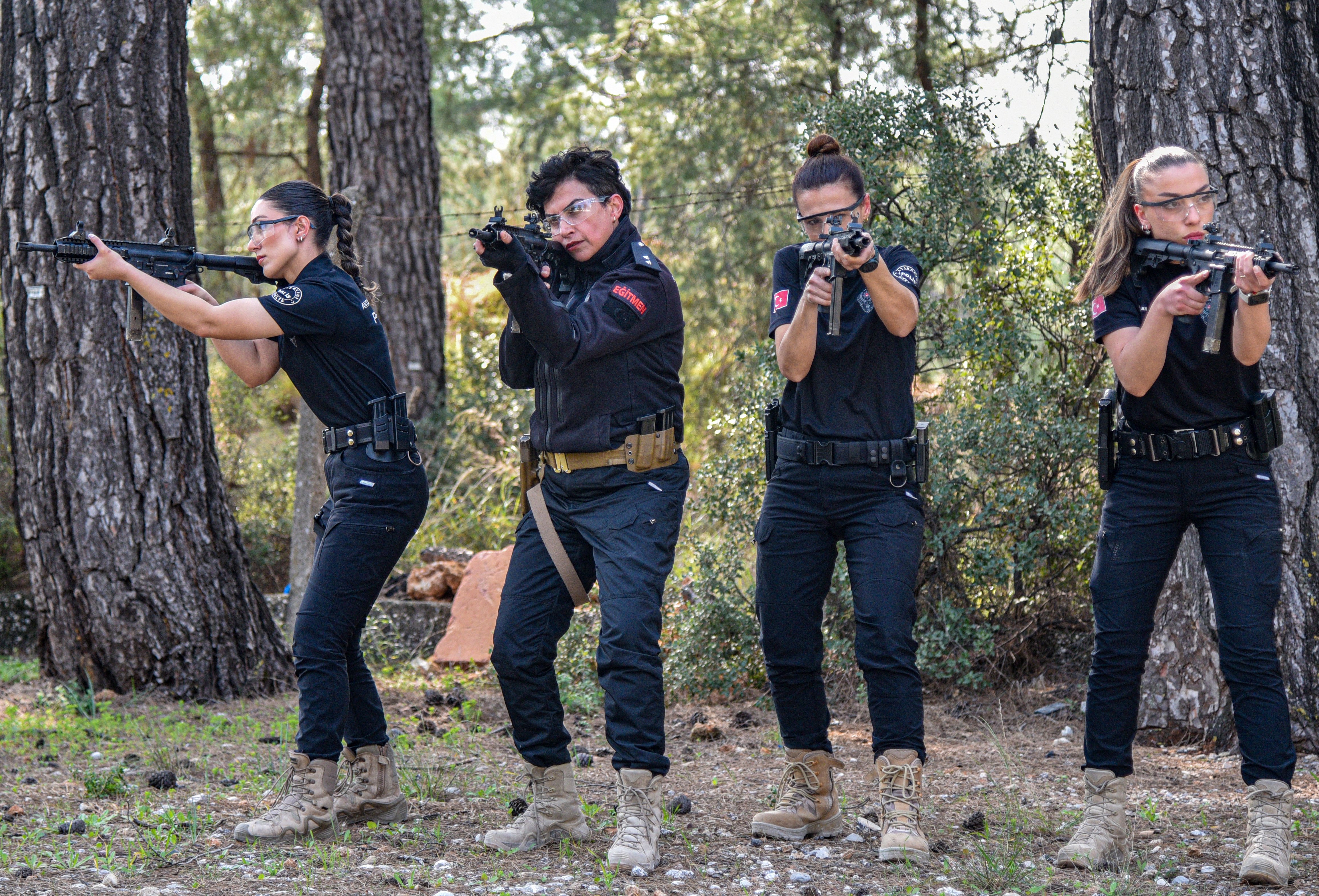 P O L I S I N K A D I N E G I T M E N L E R I G U C U M U Z N E N E 1201624 357334