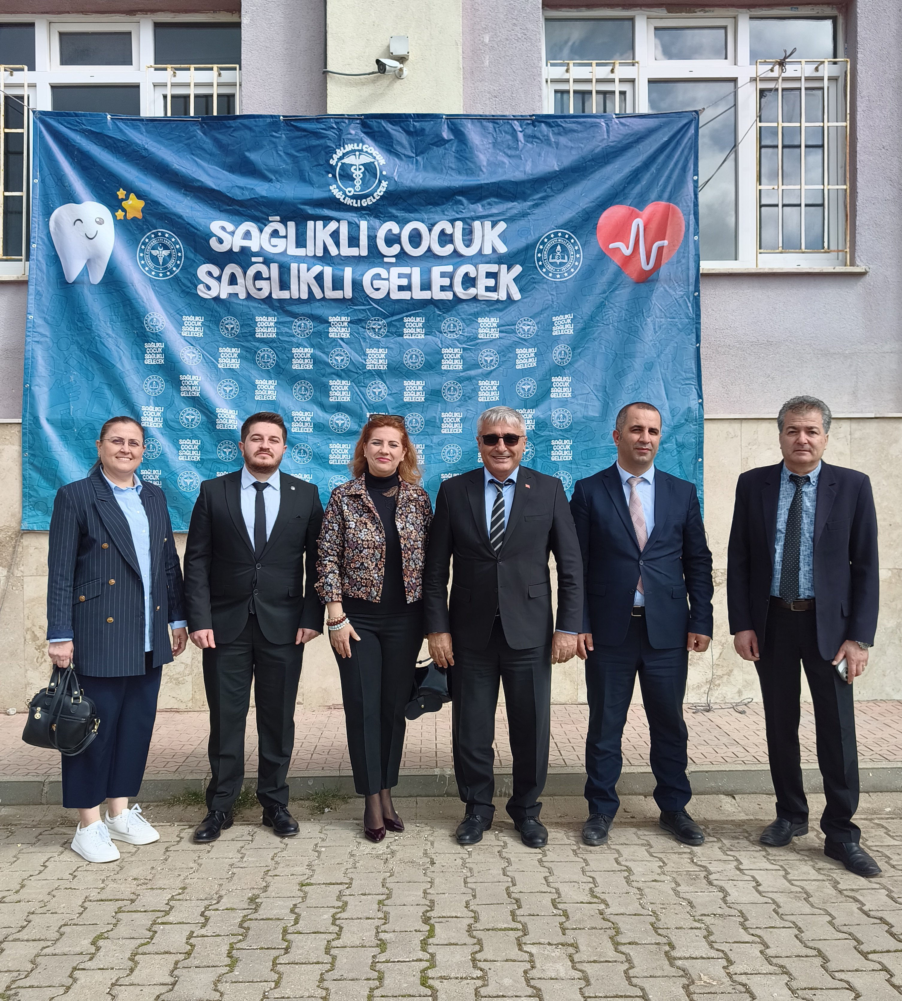 S A G L I K L I C O C U K S A G L I K L I G E L E C E K E T K I N L I 1232940 366676