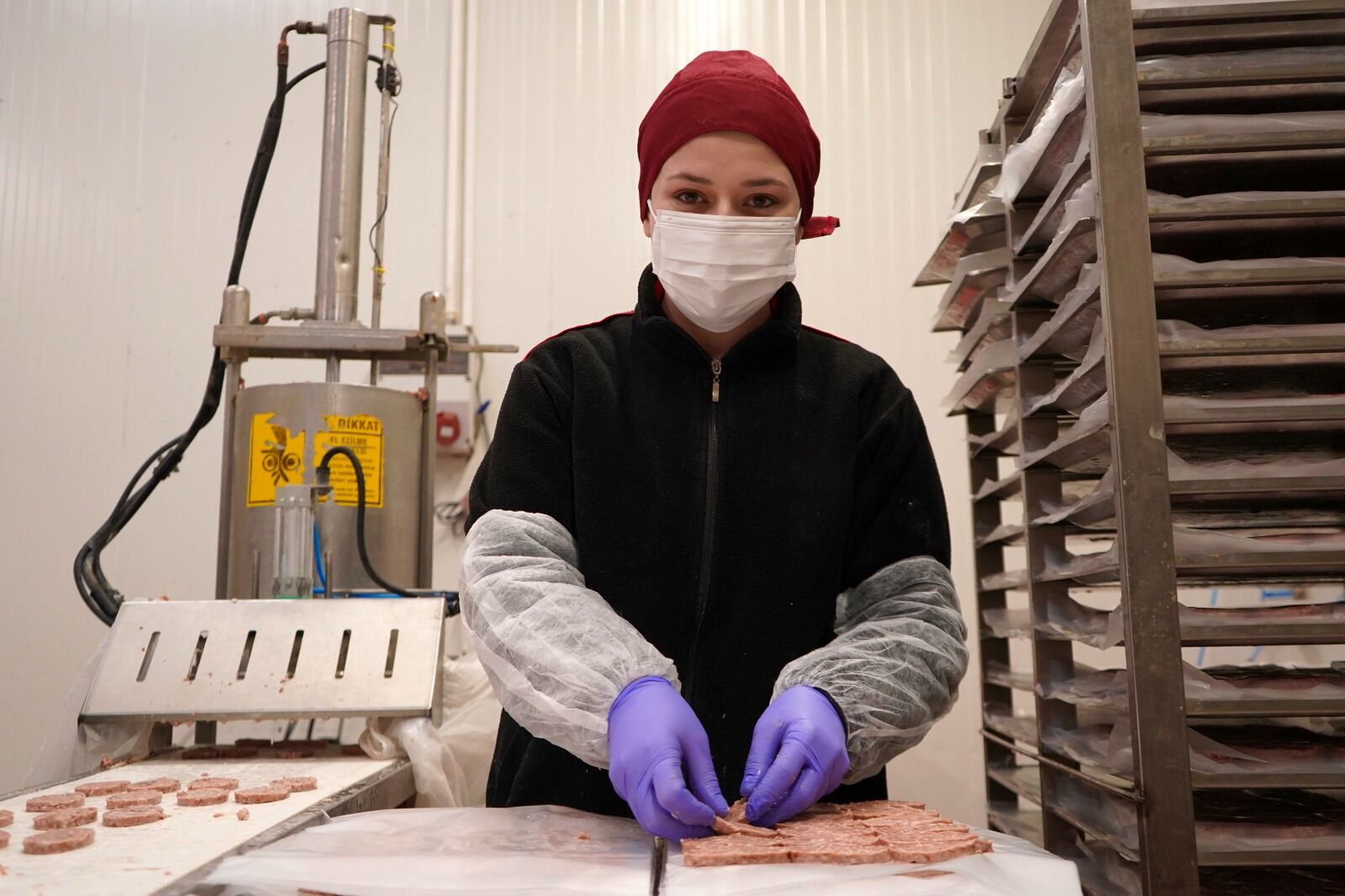 S A N A Y I D E K A D I N G U C U H E M U R E T I Y O R L A R H E M 1199984 356881