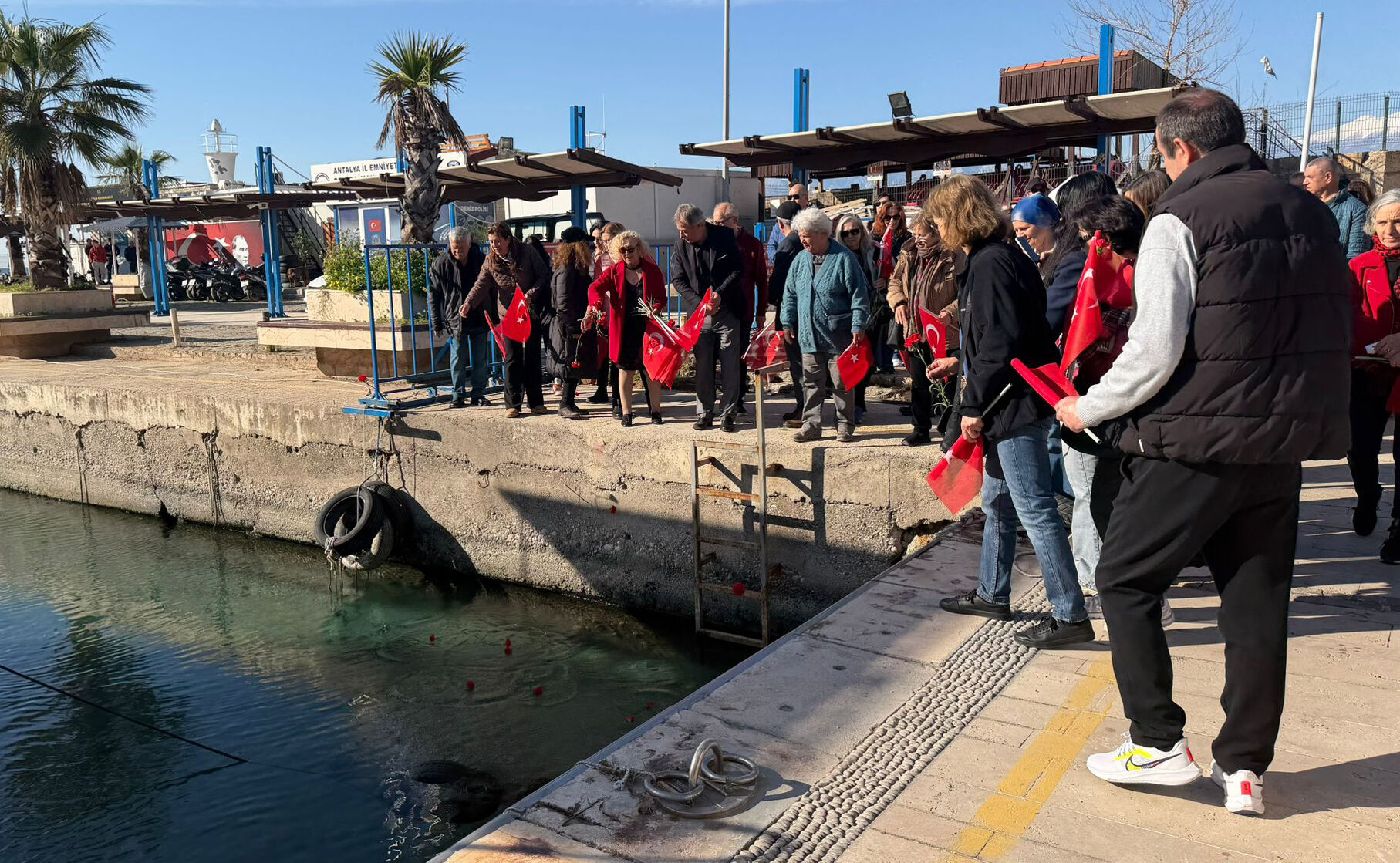 S E L A N I K M U B A D I L L E R I N I N A N T A L Y A’ Y A G E L I S I 1195985 355605