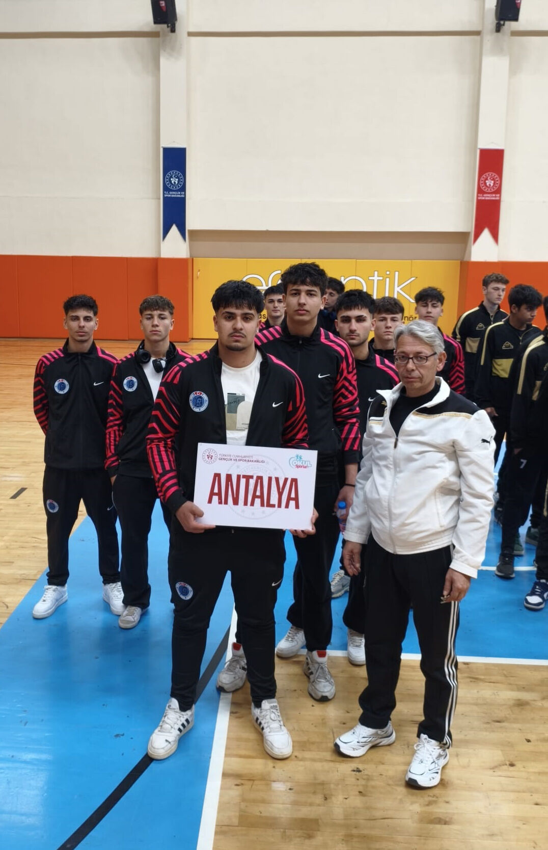 S E R I K L I G E N C L E R F U T S A L D A G R U P B I R I N C I S I 1203102 357713