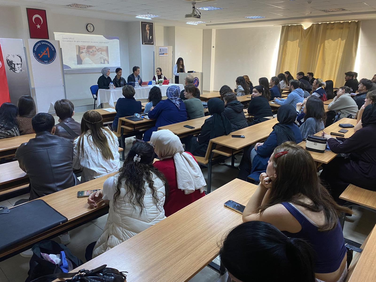 Serik'te göz sağlığı semineri