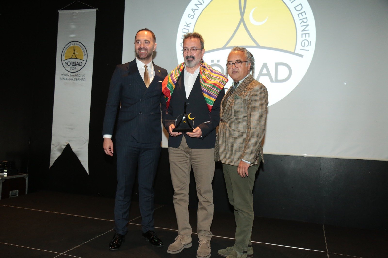 064B3068 2E4D 487F 8B8F Ccdbbd4A36Da