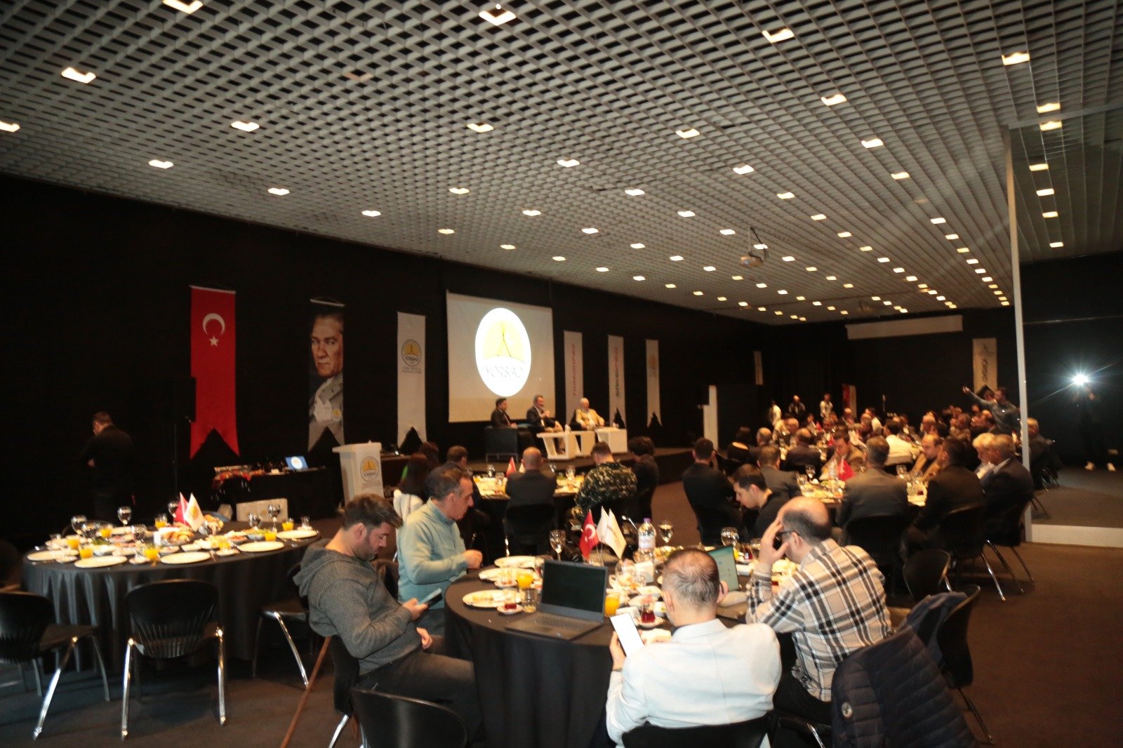 51D42A04 1185 409F 831E A98908193538