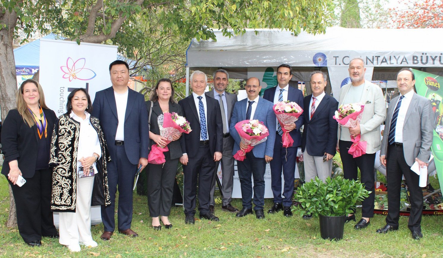 A K D E N I Z’ D E ‘ G R O W T E C H K A M P U S T E’ E T K I N L I G I 1264840 376508