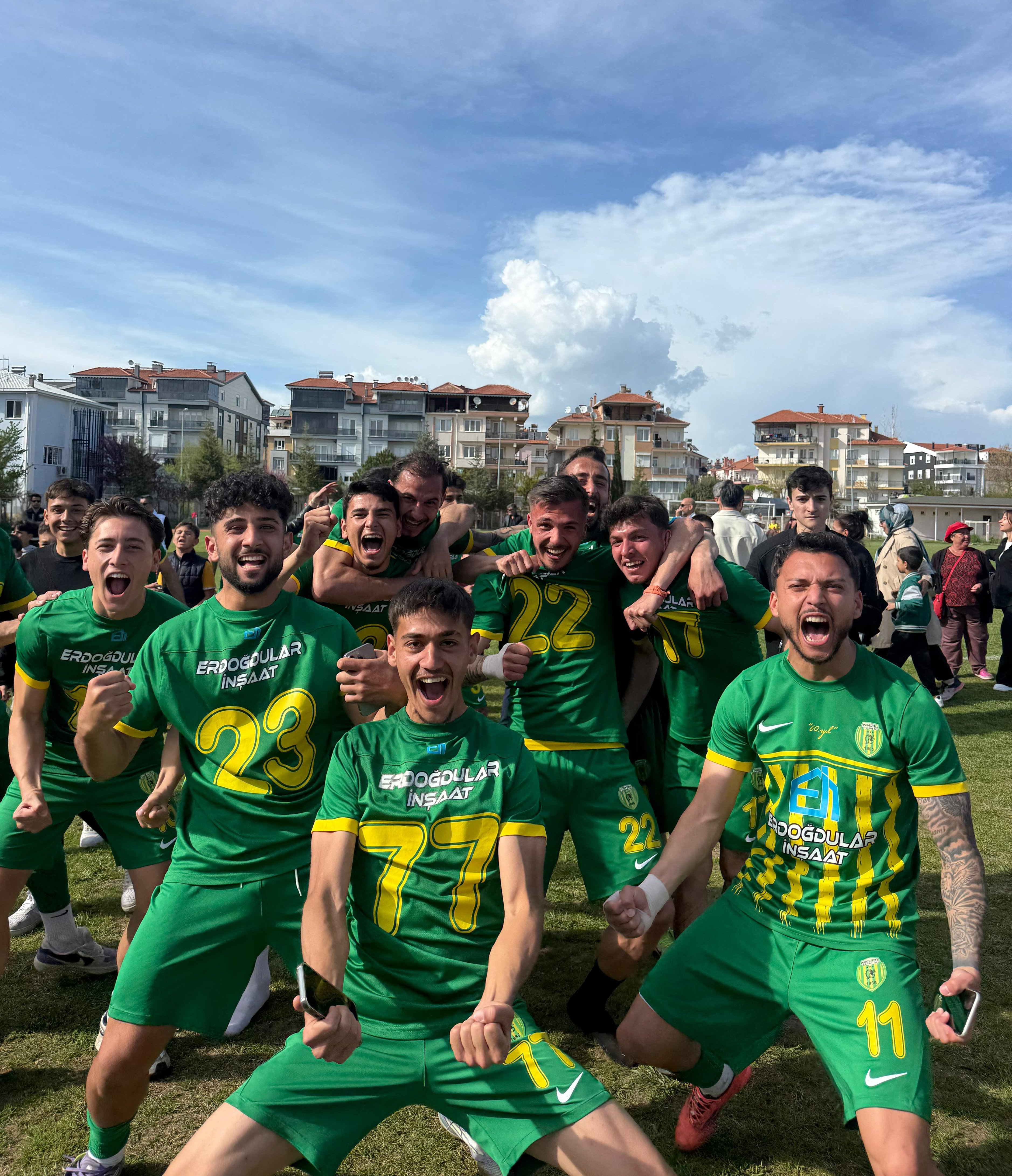 A M A T O R D E S A M P I Y O N K O R K U T E L I 1280240 380918