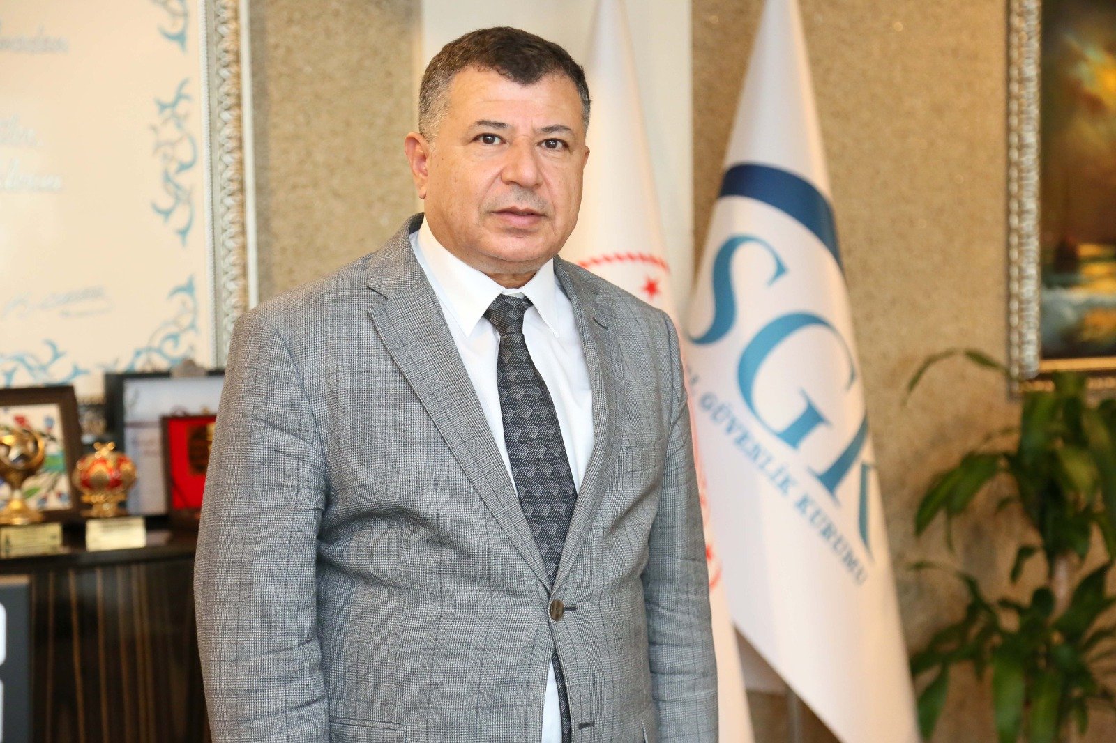 A N T A L Y A S G K T A H S I L A T O R A N I N D A T U R K I Y E B 1251565 372429