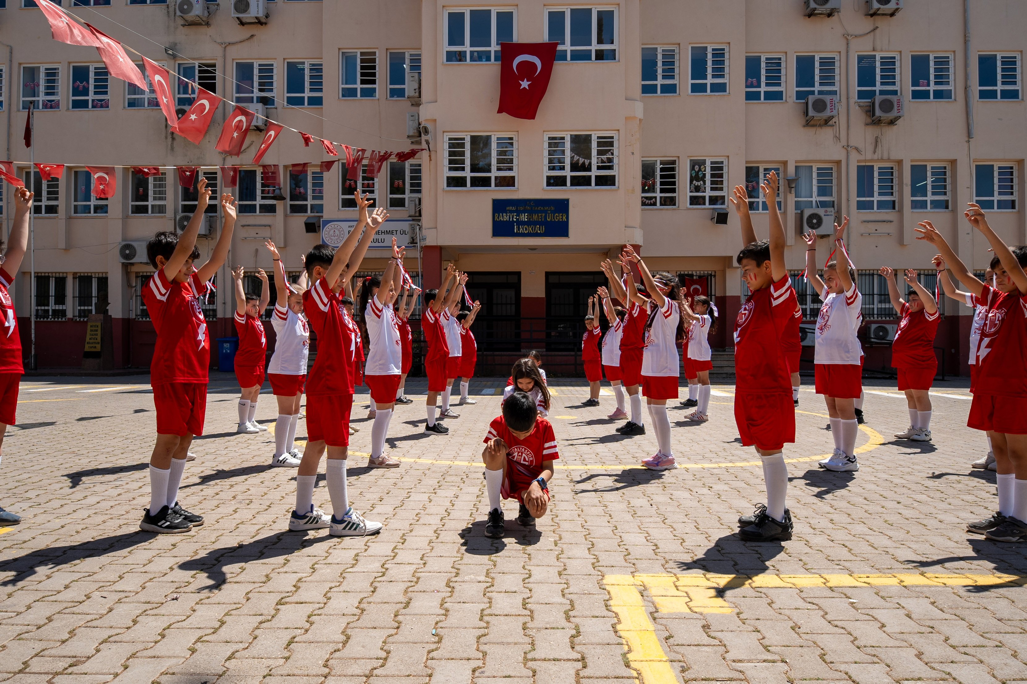 A N T A L Y A S P O R T E M A L I 23 N I S A N G O S T E R I S I 1273987 379196