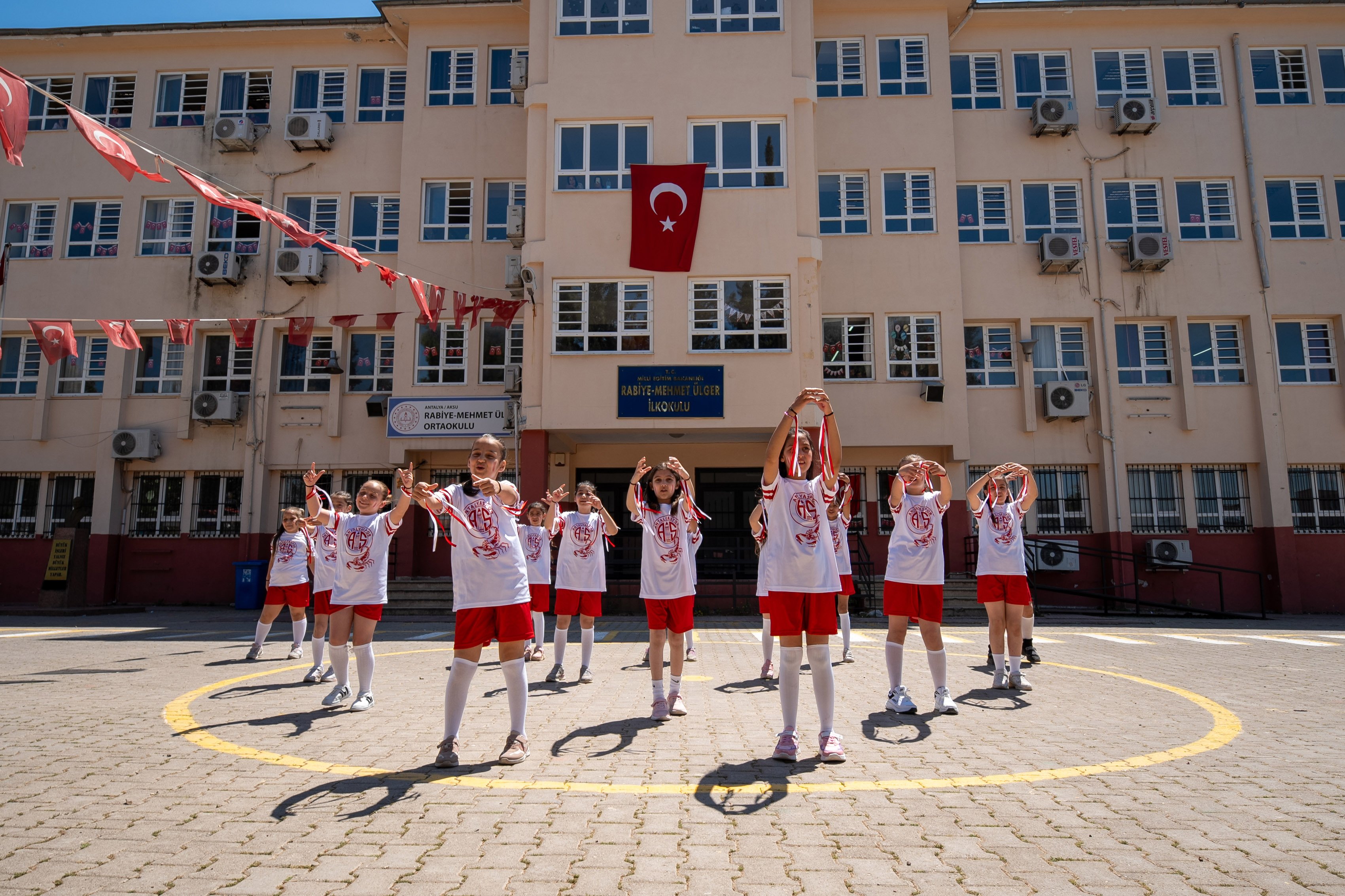 A N T A L Y A S P O R T E M A L I 23 N I S A N G O S T E R I S I 1273988 379196