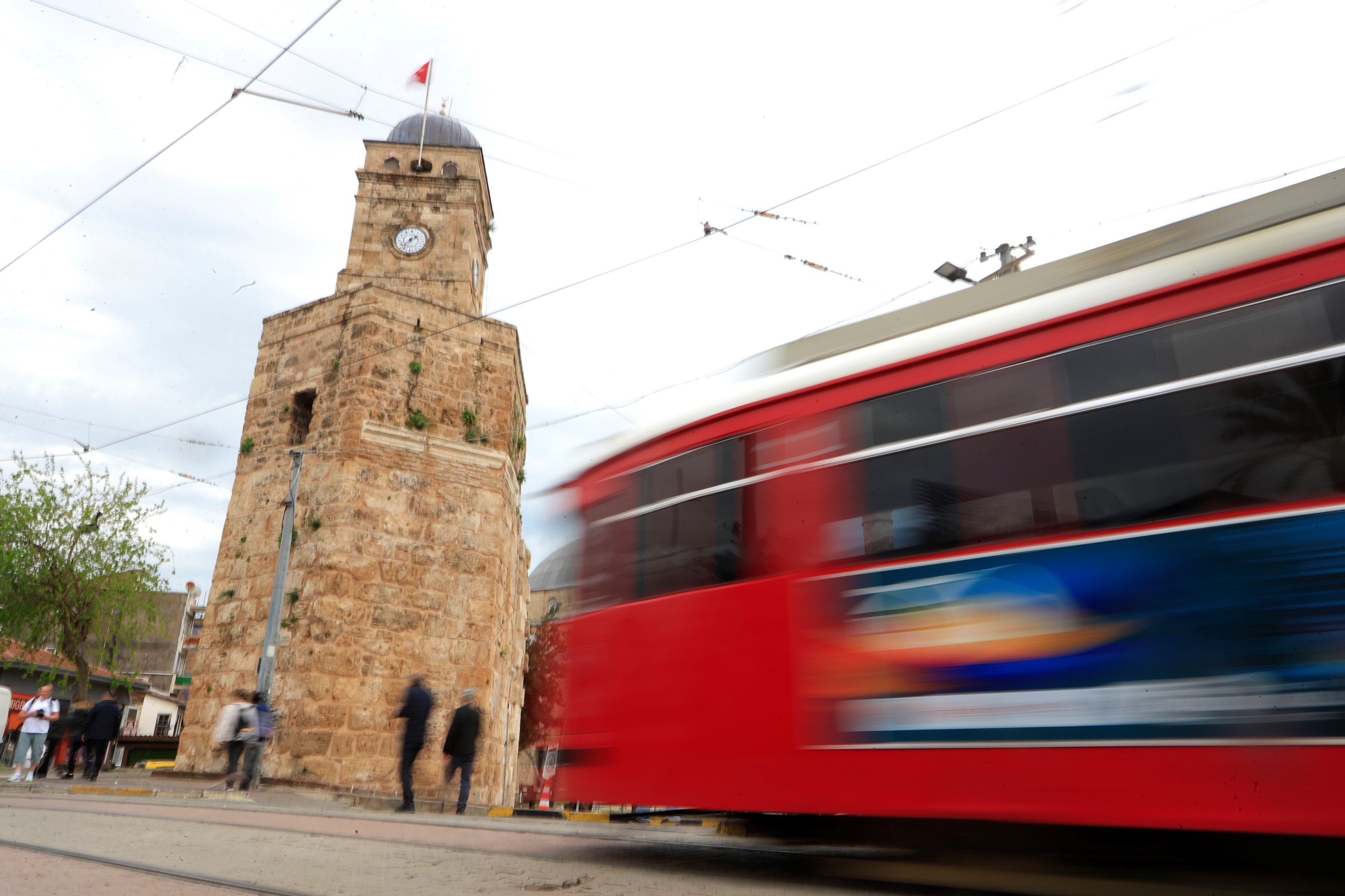 Antalya'da zaman bir kez daha durdu