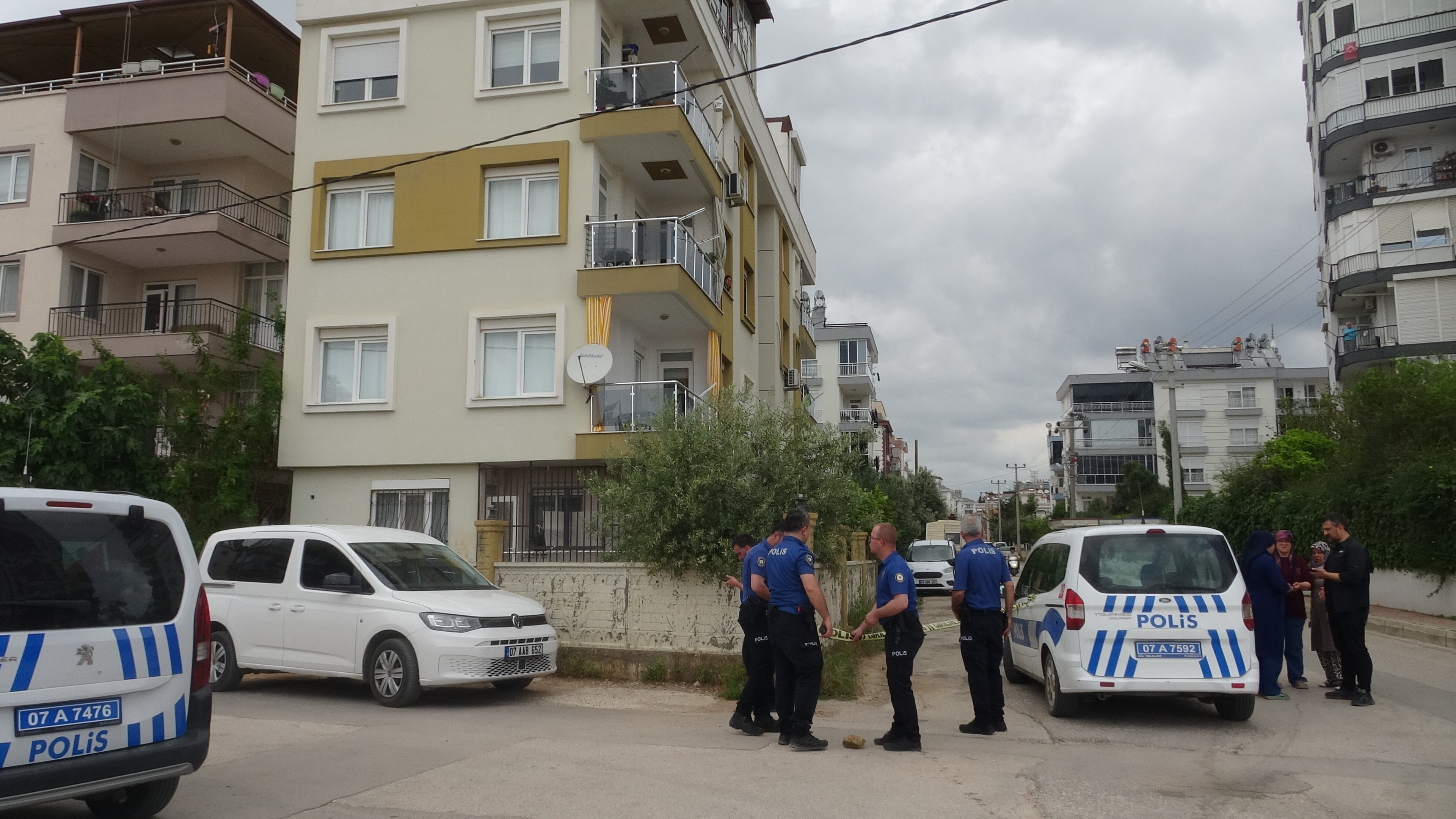 Antalya'da pompalı tüfekle dehşet saçtı