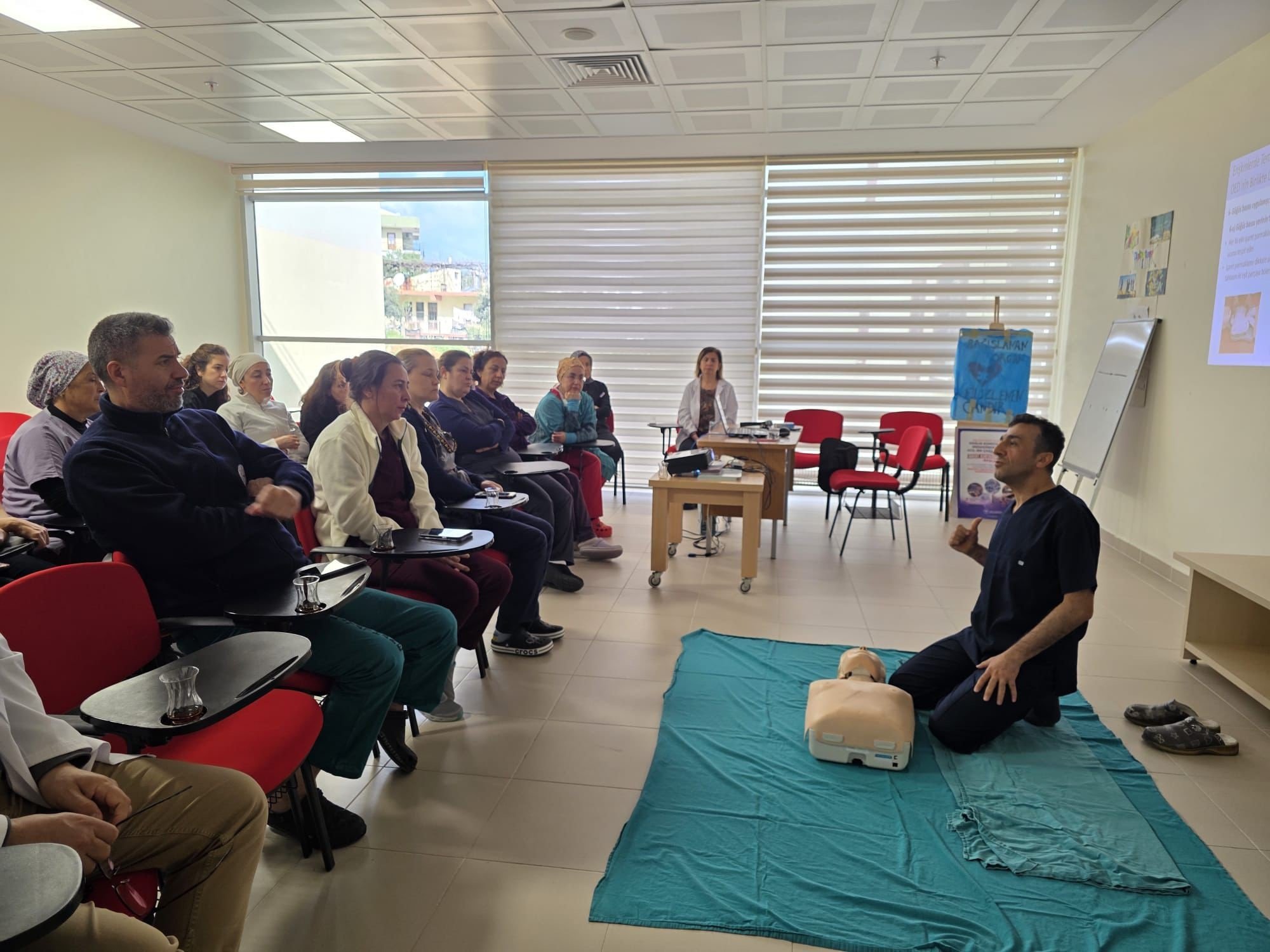 Gazipaşa'da temel yaşam desteği eğitimi