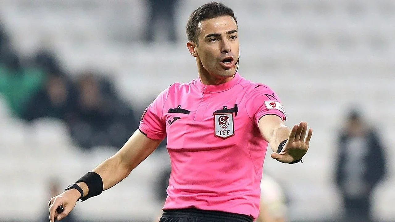 Antalyaspor Besiktas Macinin Hakeminin Kim Oldugu Aciklandi Oguzhan Cakirin Daha Once Yonettigi Maclar 17375560278179-1