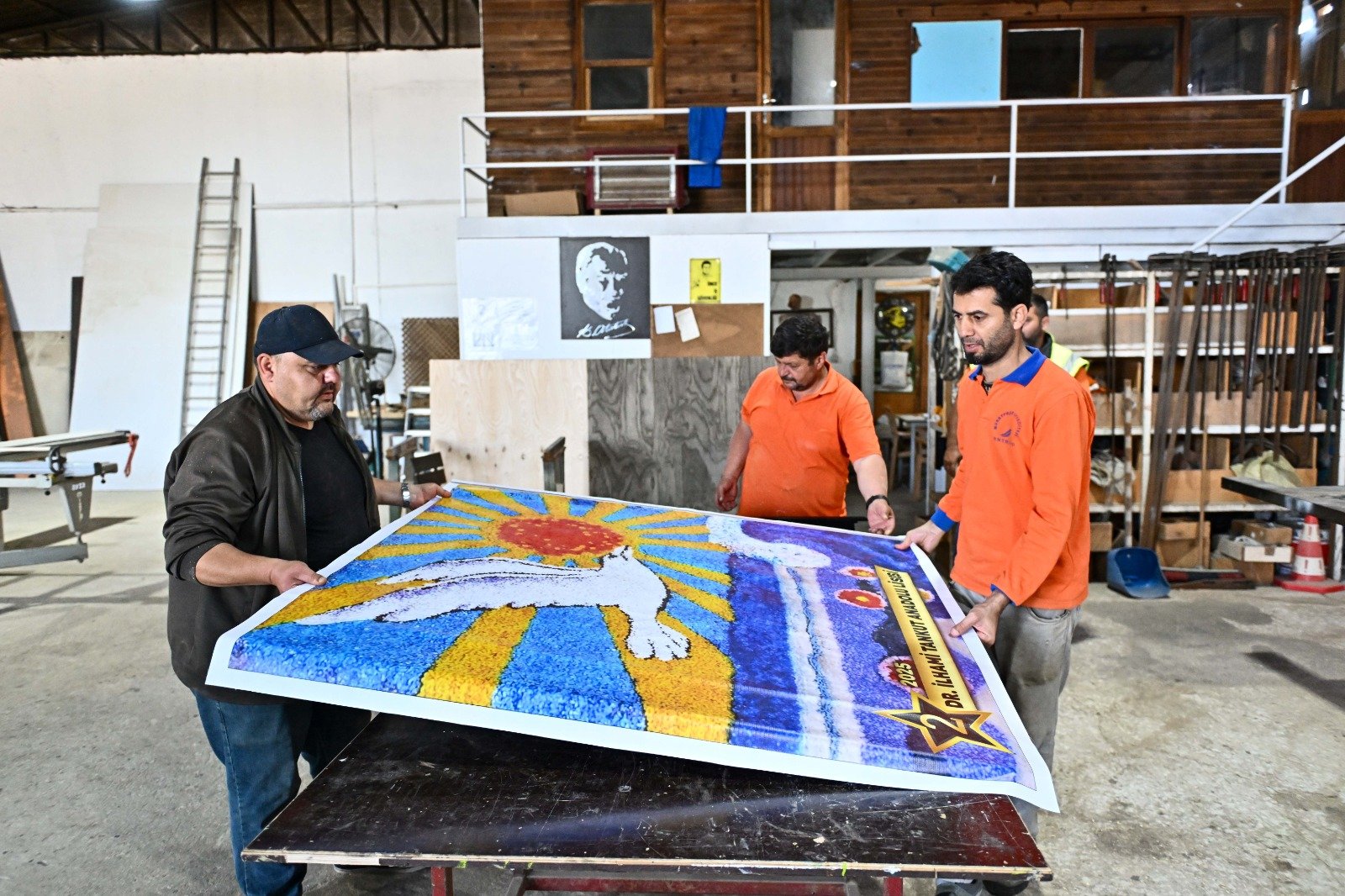 B A H A R C I C E K D E S E N L E R I G U N L E R I’ Y L E K A R S I 1284455 382178