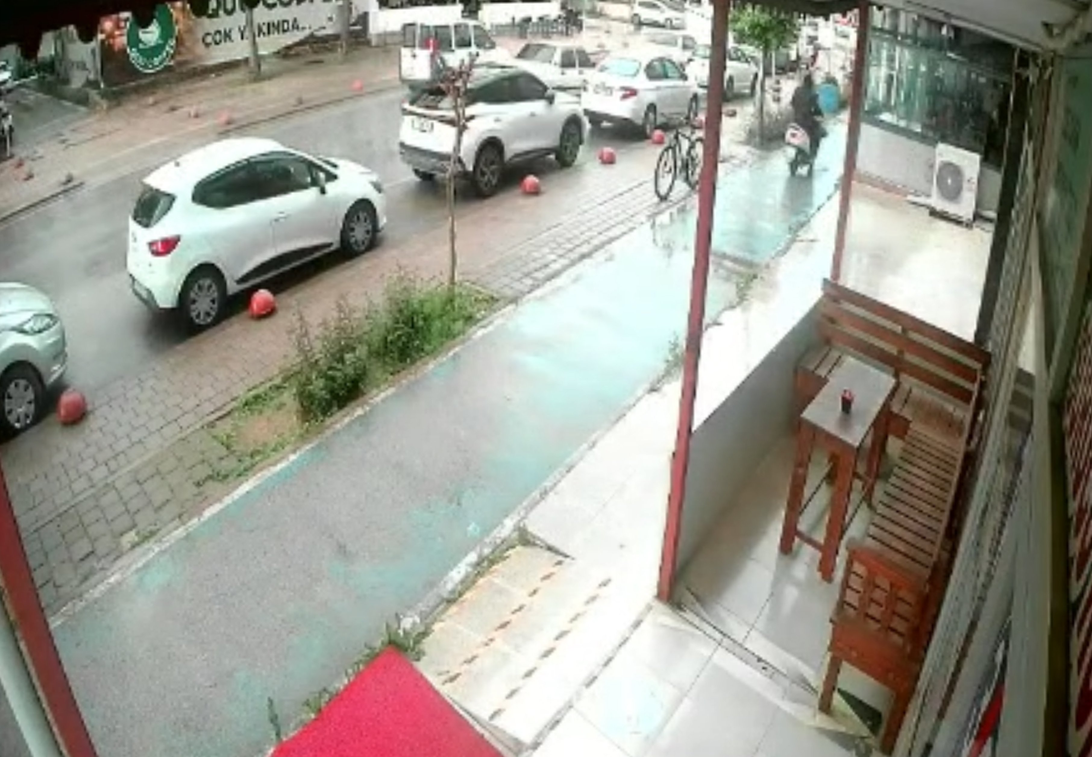 B I S I K L E T L E G E L I P M O T O S I K L E T I C A L D I 1250743 372152