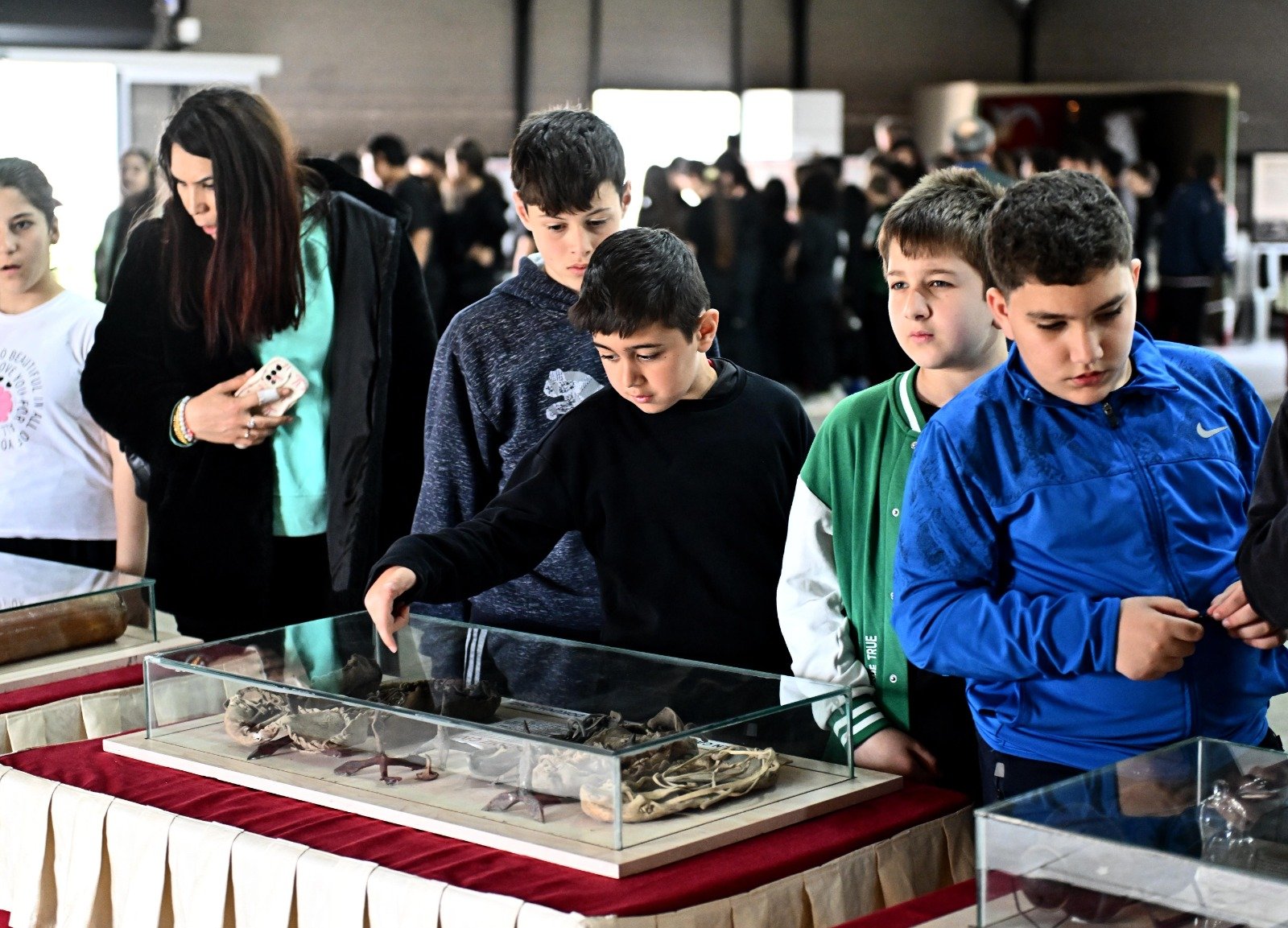 C A N A K K A L E’ N I N S E S S I Z T A N I K L A R I M U R A T P A S A 1260453 375081