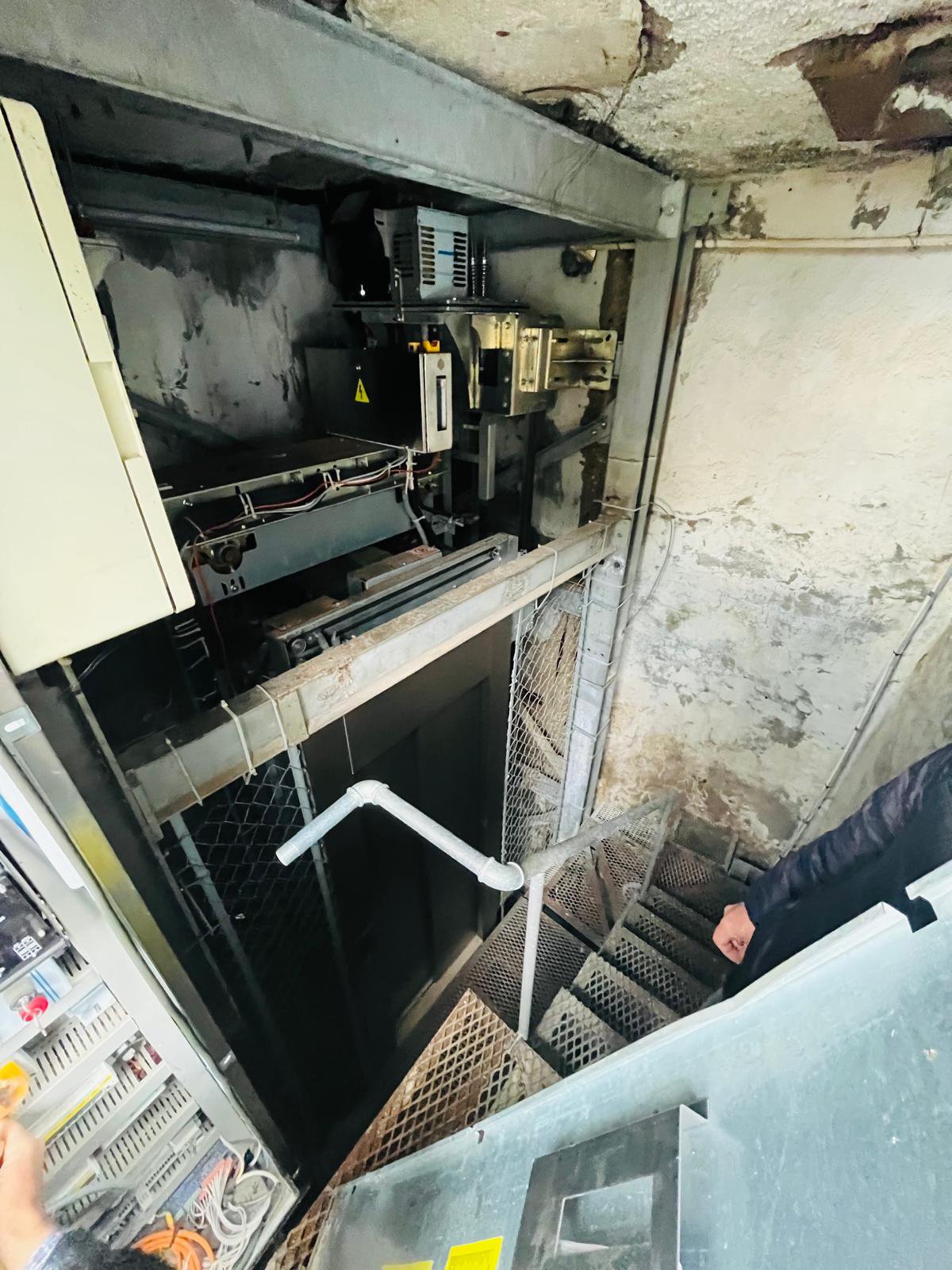 F A L E Z L E R D E K I K A C A K A S A N S O R V E B A R A K A I C I 1277471 380171