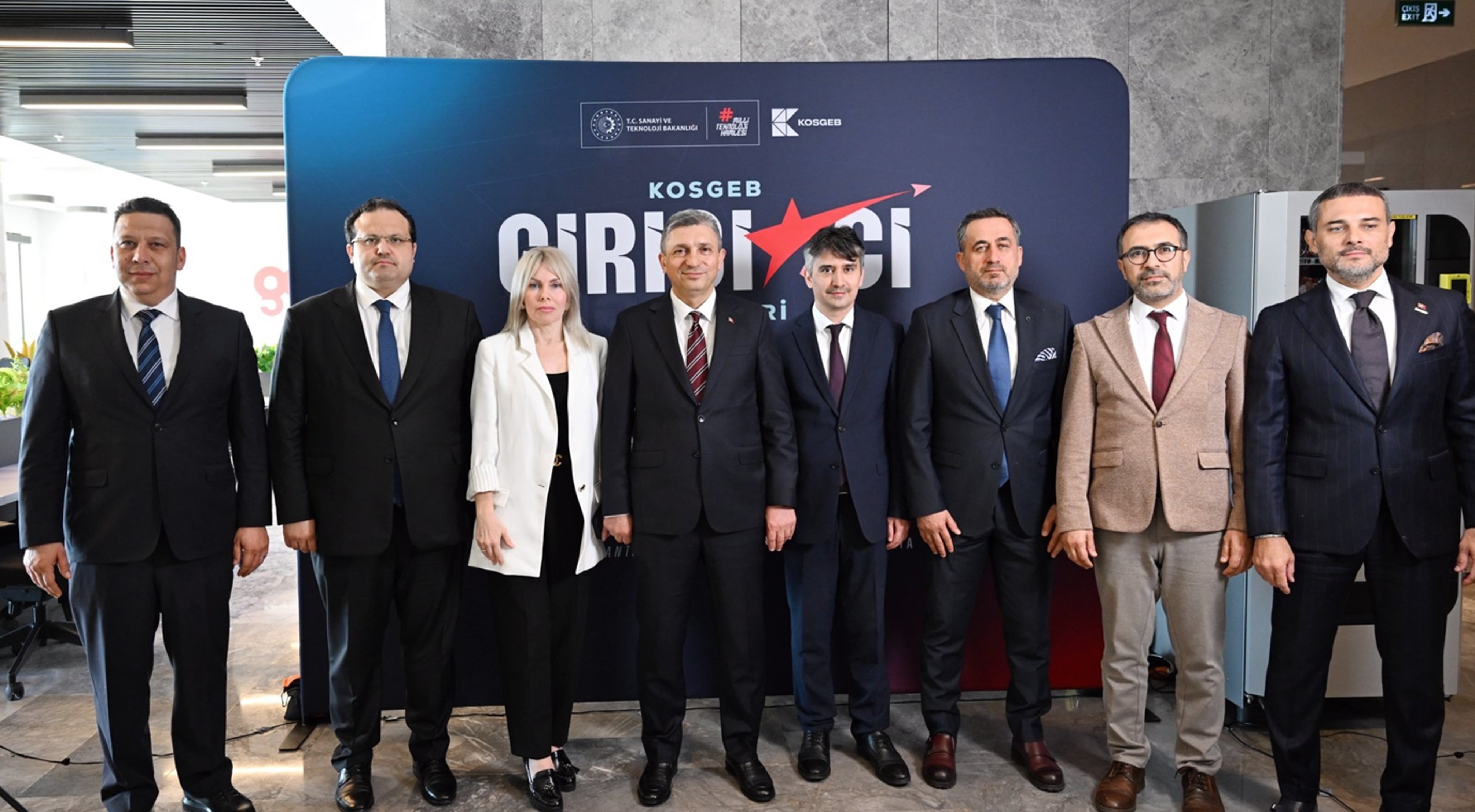 G I R I S I M C I D E S T E K P R O G R A M I I S G E L I S T I R M E 1250750 372157